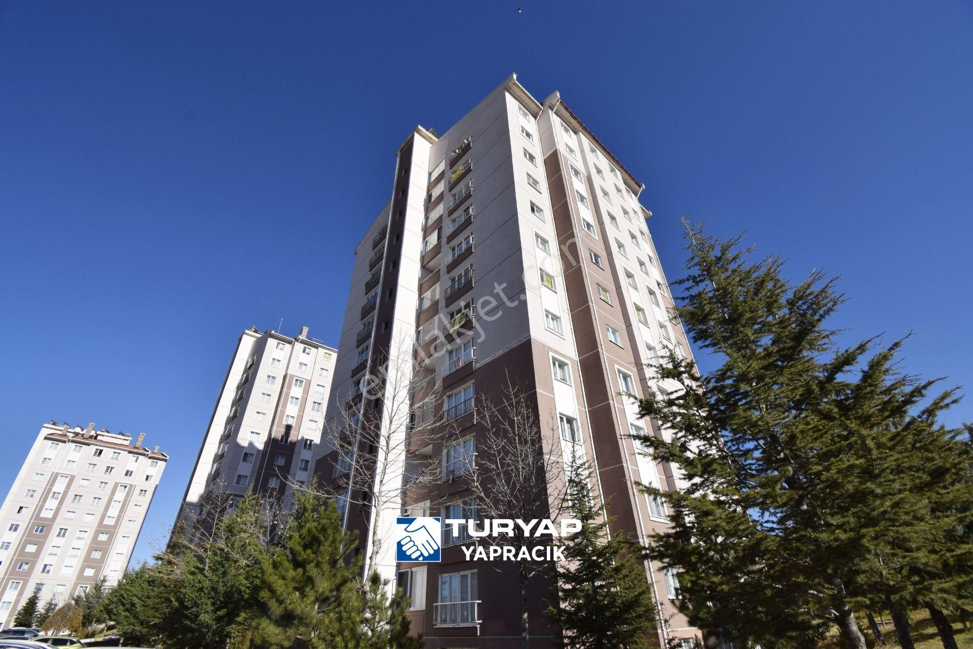 Turyap Yapracık' Tan 13. Bölgede Manzaralı Satılık Boş 3+1 Daire - Görsel 24