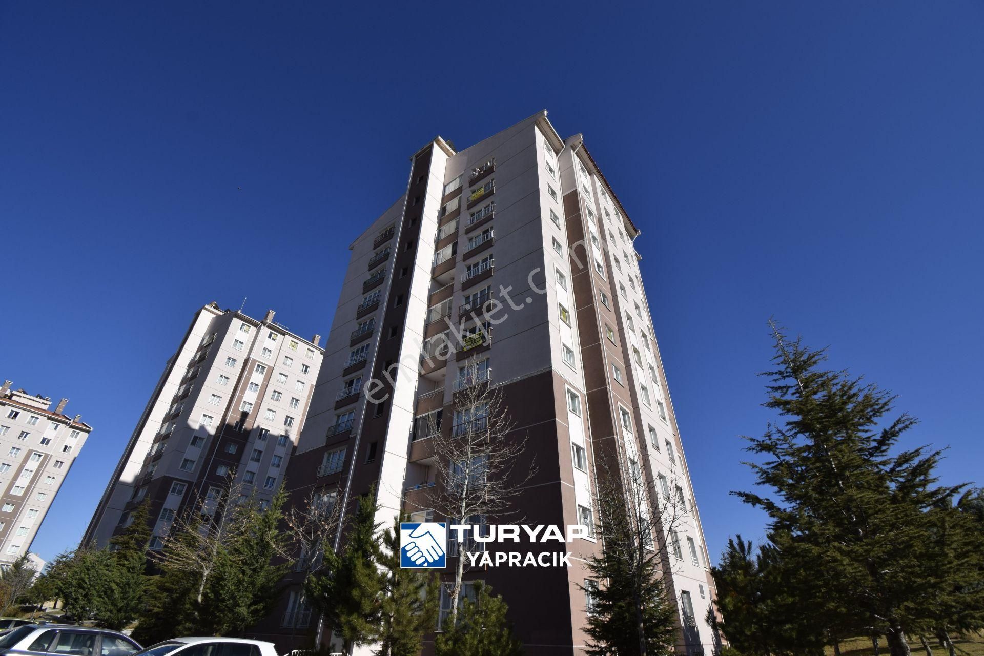 Turyap Yapracık' Tan 13. Bölgede Manzaralı Satılık Boş 3+1 Daire - Görsel 21