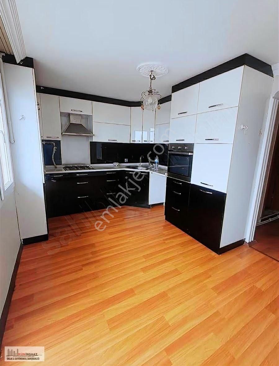 Kün Emlakdan 3+1,doğalgazlı,4 Üncü Kat,150 M2 Daire