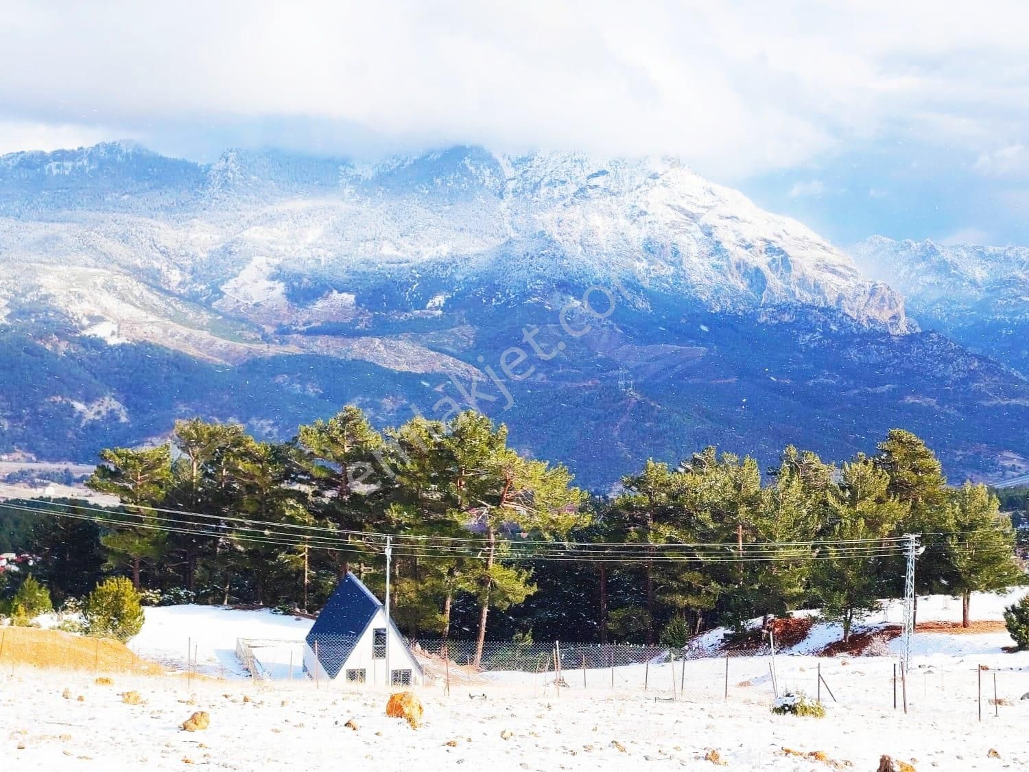 Kar Emlaktan Yeni Konacık Bozkırlı Mevkiinde 365 M2 Satılık Arsa
