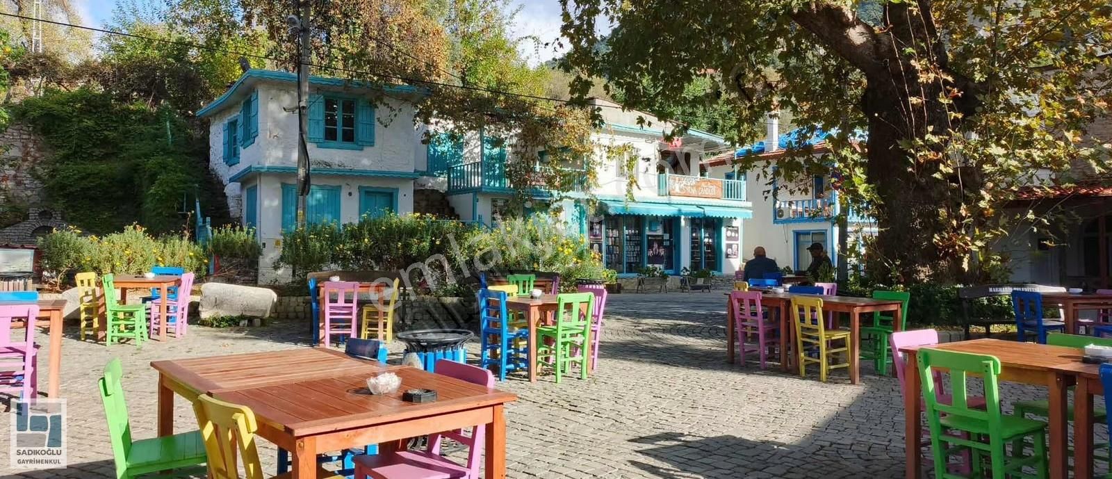 Marmaris Bayır Köy Merkezinde İmarlı Arsa - Görsel 4