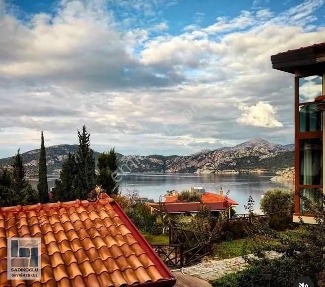 Selimiye Merkezde Deniz Manzaralı, Eşyalı 2+1 Müstakil Ev - Görsel 8