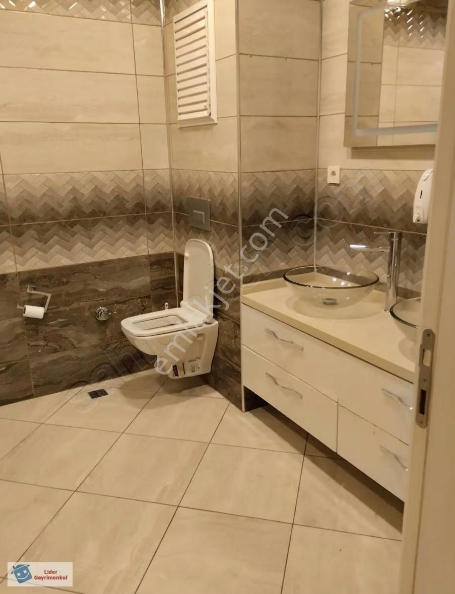 Halaskargazi Caddesi Üzerinde Köşe Konumda Metronun Dibinde 4+1 - Görsel 2