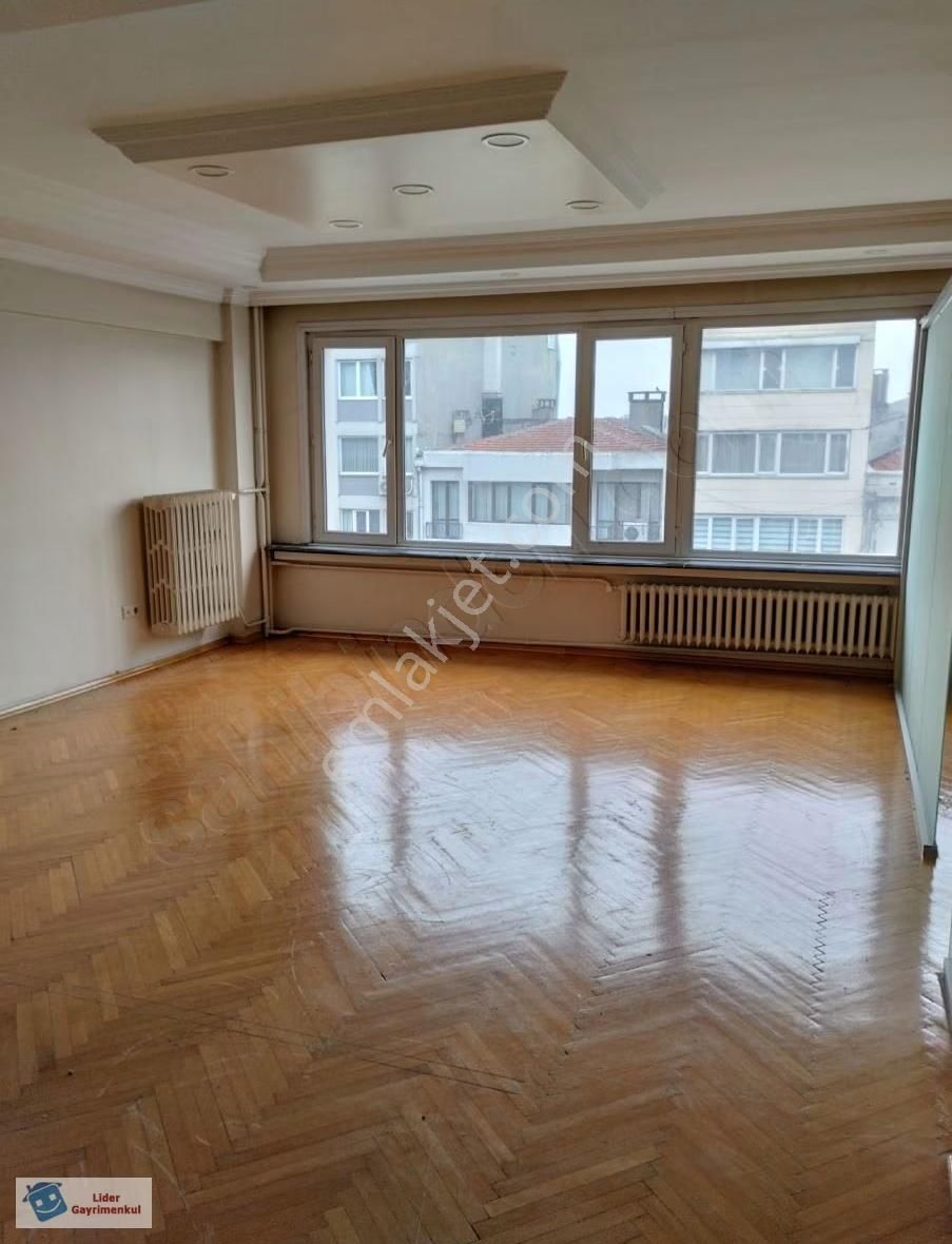 Halaskargazi Caddesi Üzerinde Köşe Konumda Metronun Dibinde 4+1 - Görsel 4