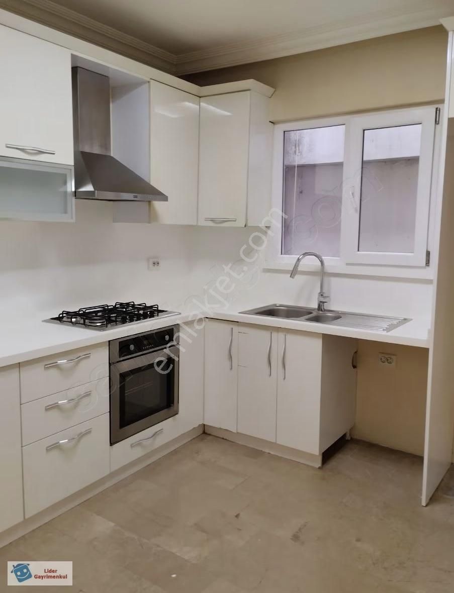 Halaskargazi Caddesi Üzerinde Köşe Konumda Metronun Dibinde 4+1