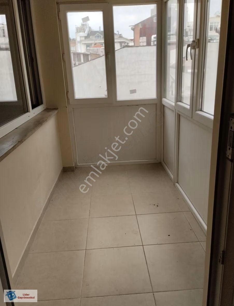 Halaskargazi Caddesi Üzerinde Köşe Konumda Metronun Dibinde 4+1 - Görsel 9