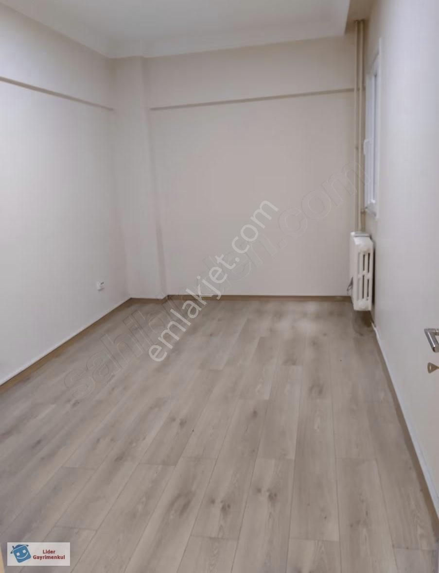 Halaskargazi Caddesi Üzerinde Köşe Konumda Metronun Dibinde 4+1 - Görsel 14