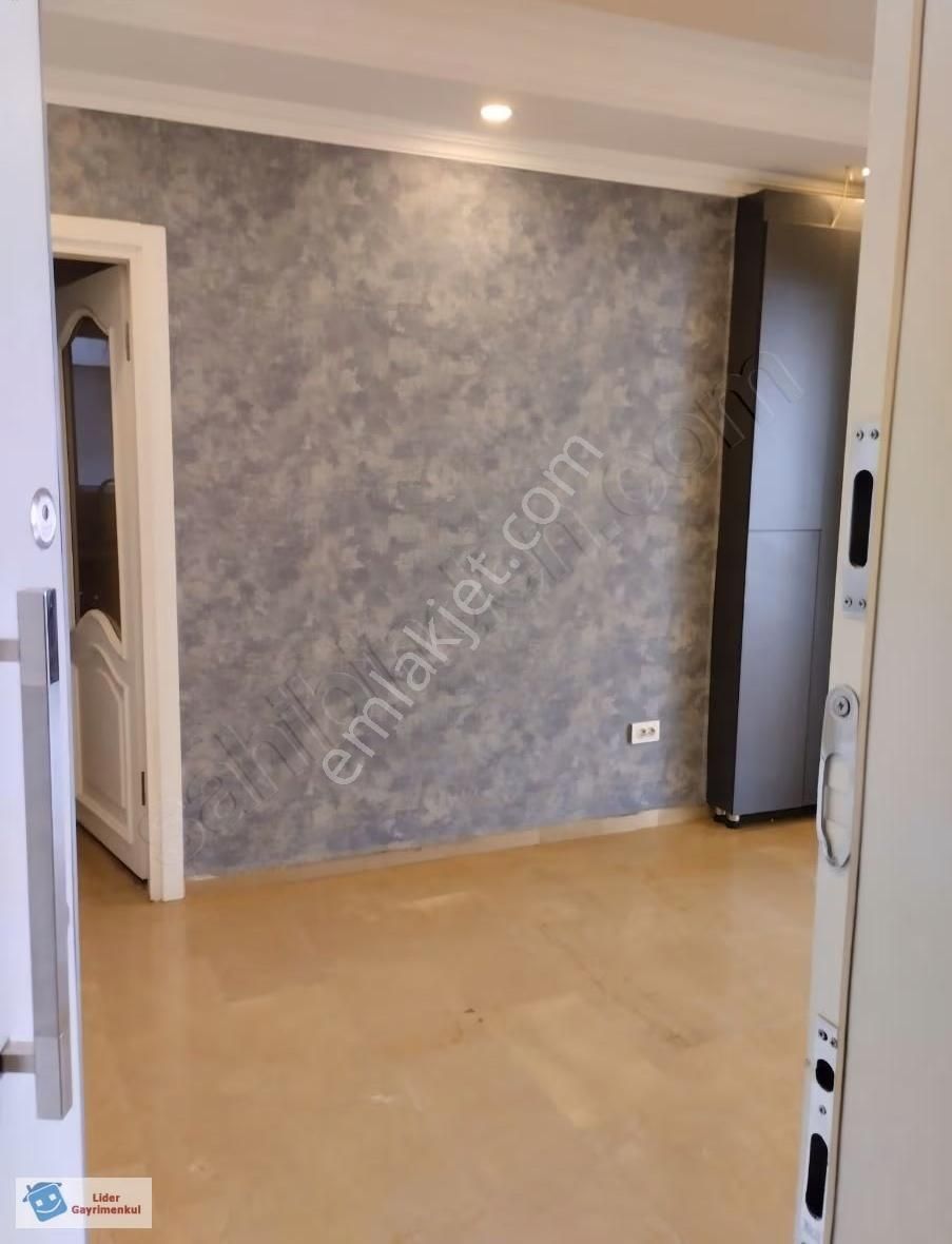 Halaskargazi Caddesi Üzerinde Köşe Konumda Metronun Dibinde 4+1 - Görsel 19