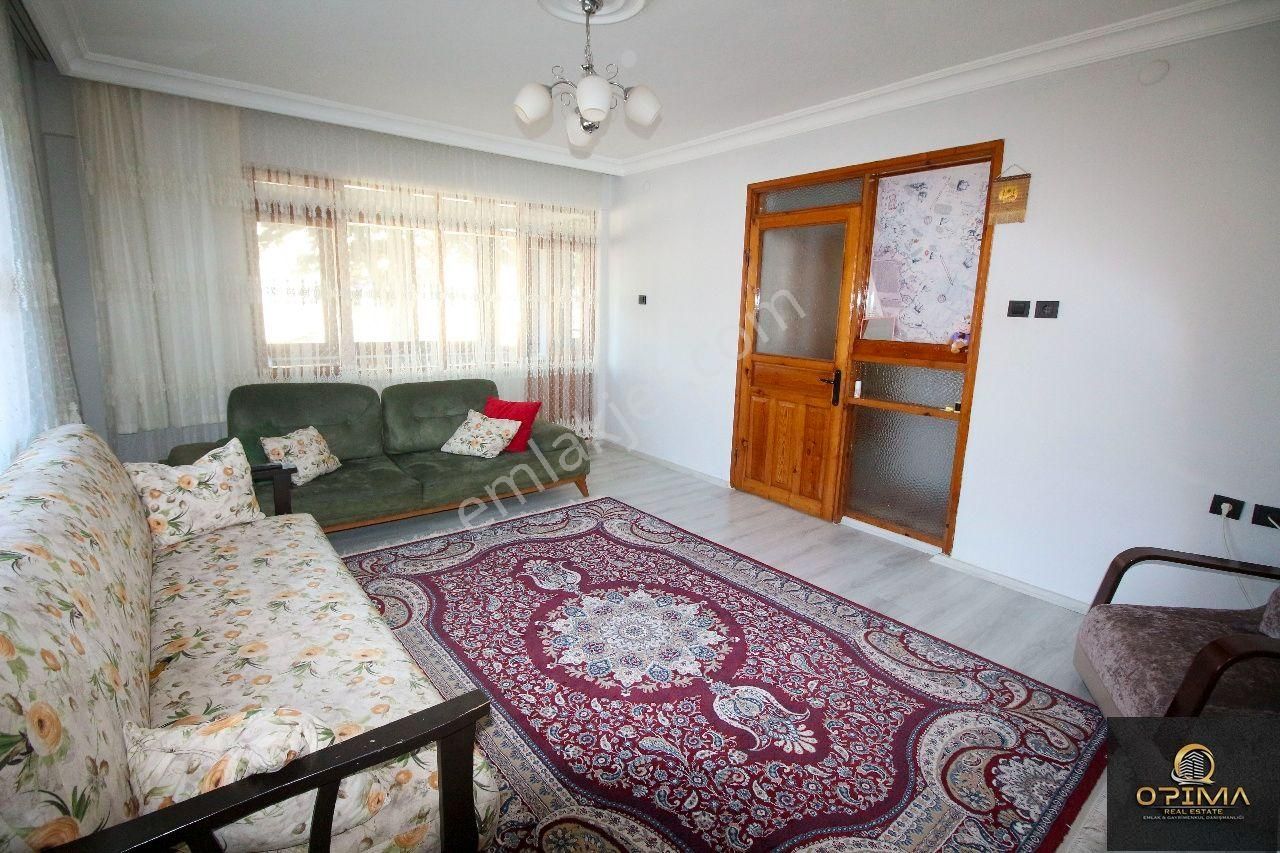 Opıma Emlaktan Alaettin Mahallesinde Deniz Manzaralı Masrafsız Satılık Müstakil Ev - Görsel 2