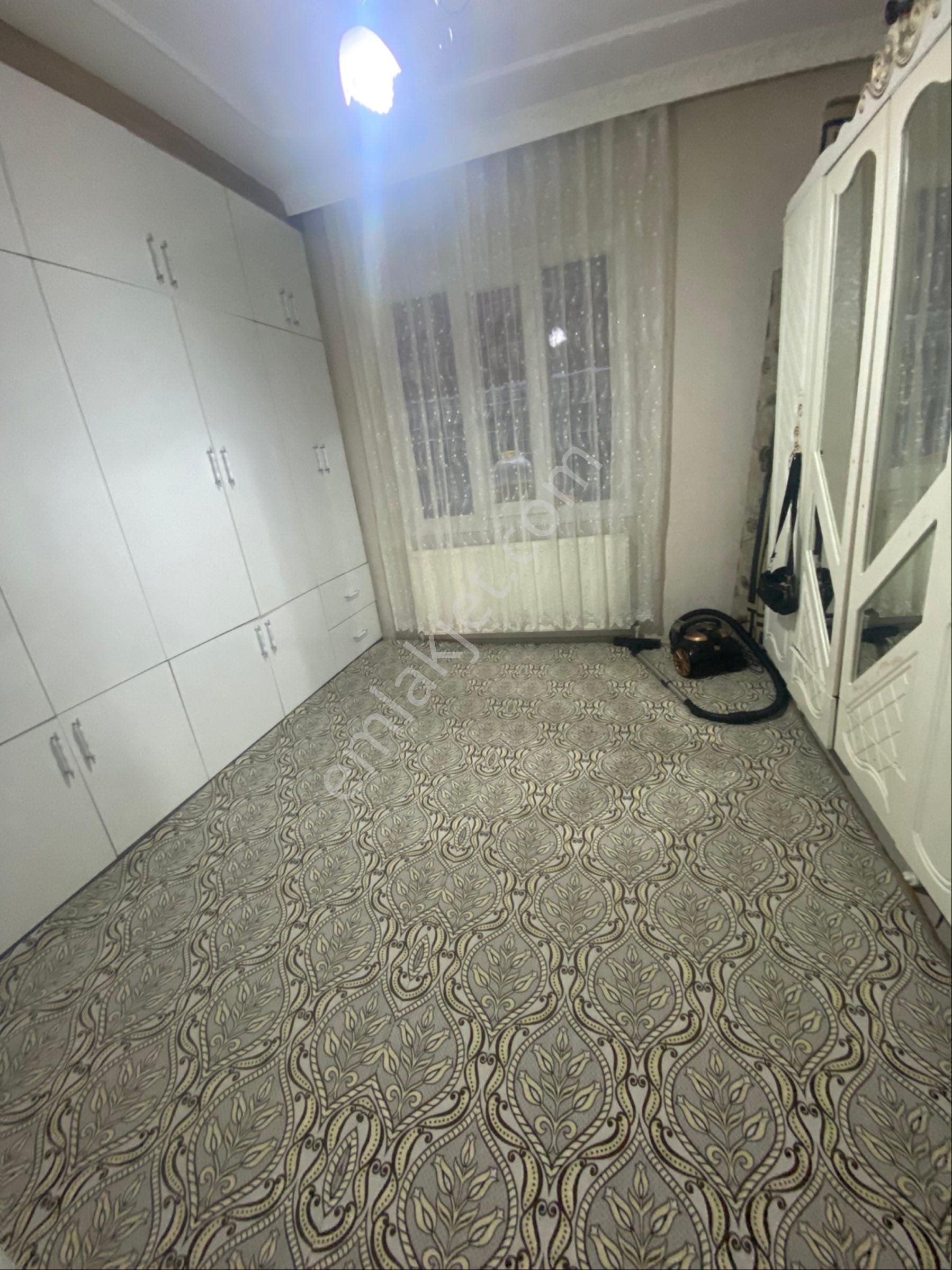 Yeşılevler De 3 Katlı,117m,geniş , 2+1 , Doğalgazlı, Yalıtımlı - Görsel 16