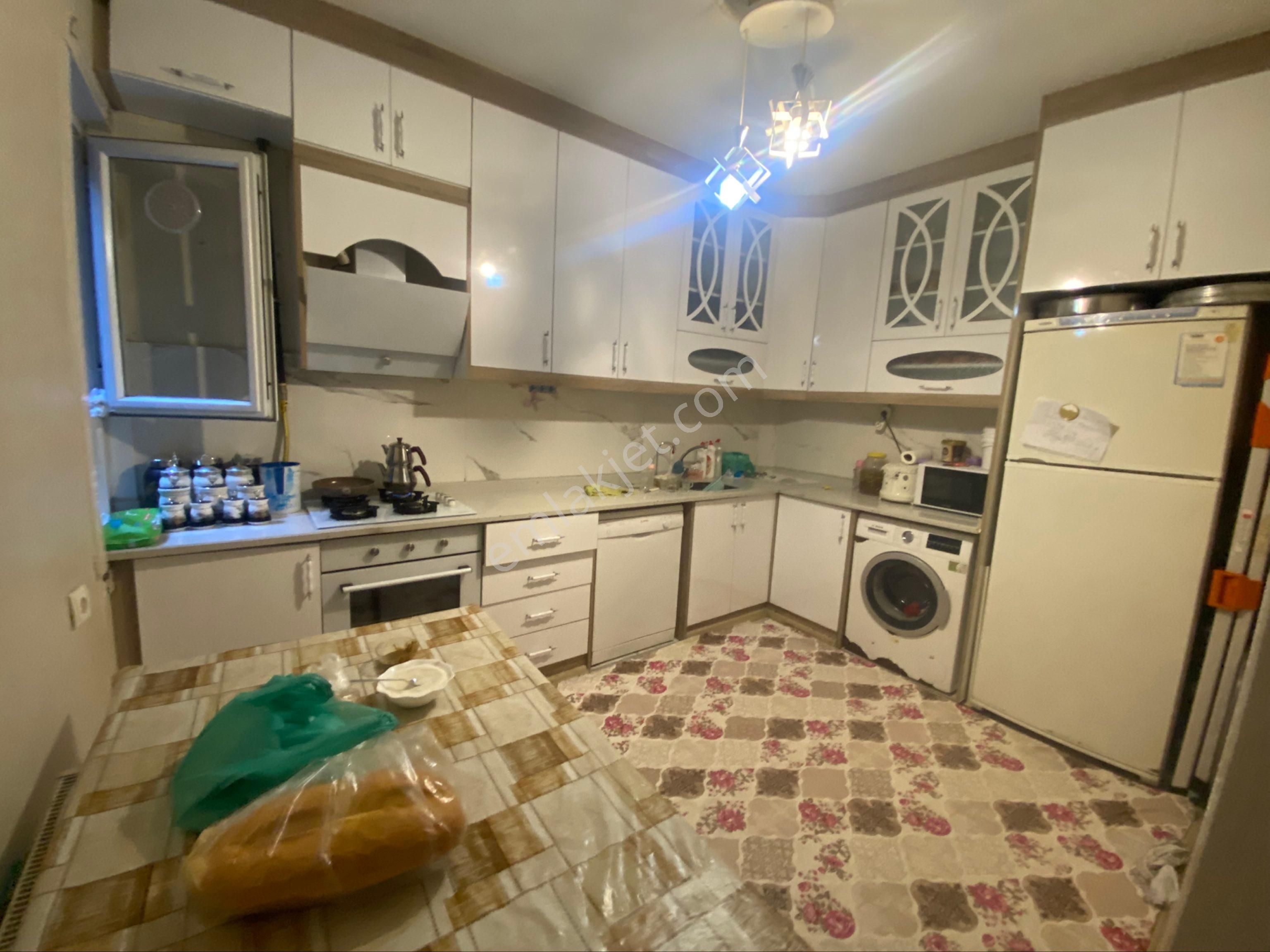 Yeşılevler De 3 Katlı,117m,geniş , 2+1 , Doğalgazlı, Yalıtımlı - Görsel 8