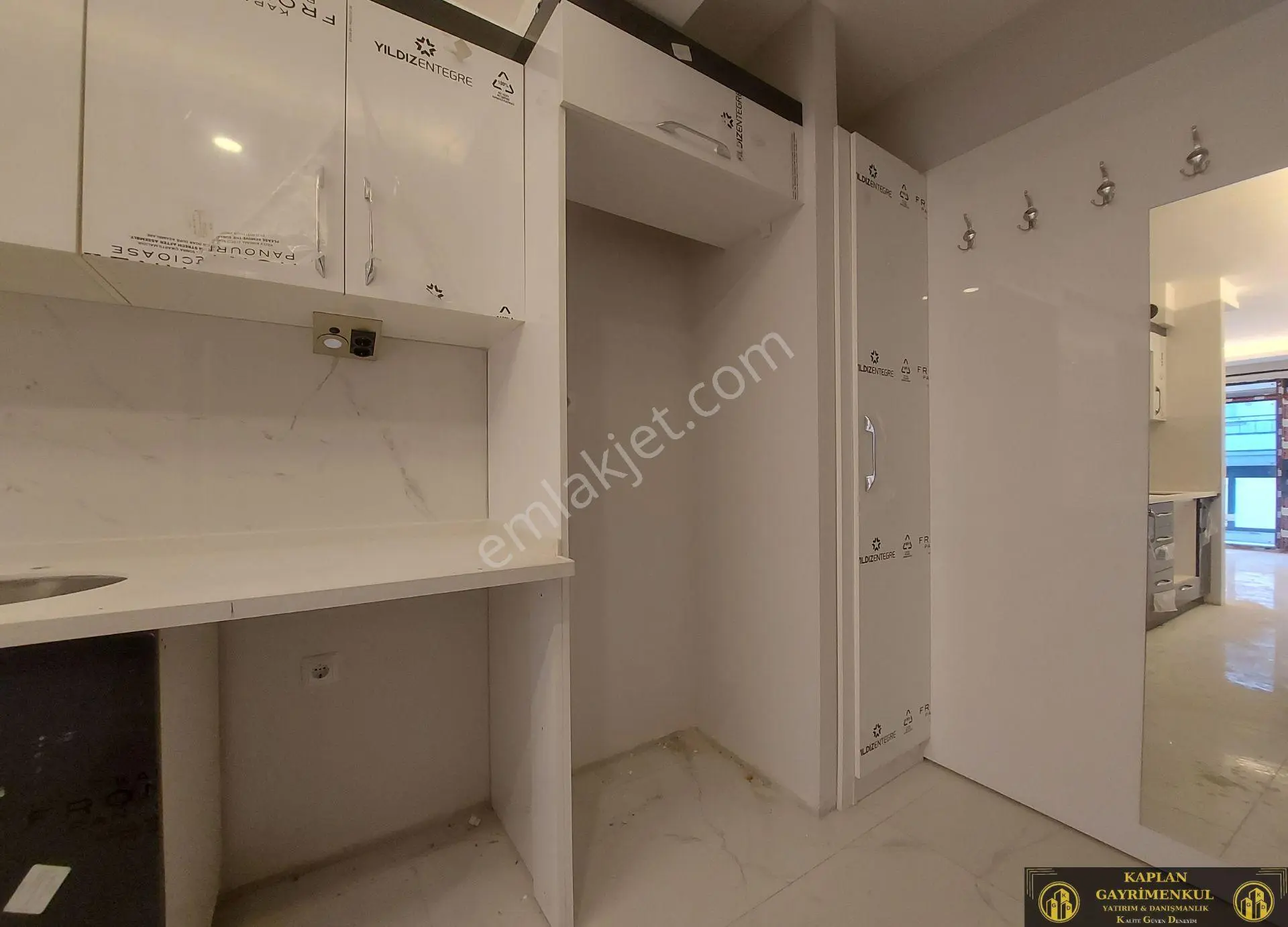 Kaplan Gayrimenkul’den Ertaş Caddesi Yakını 1+1 50m² Özel Garajlı Satılık Daire - Görsel 5