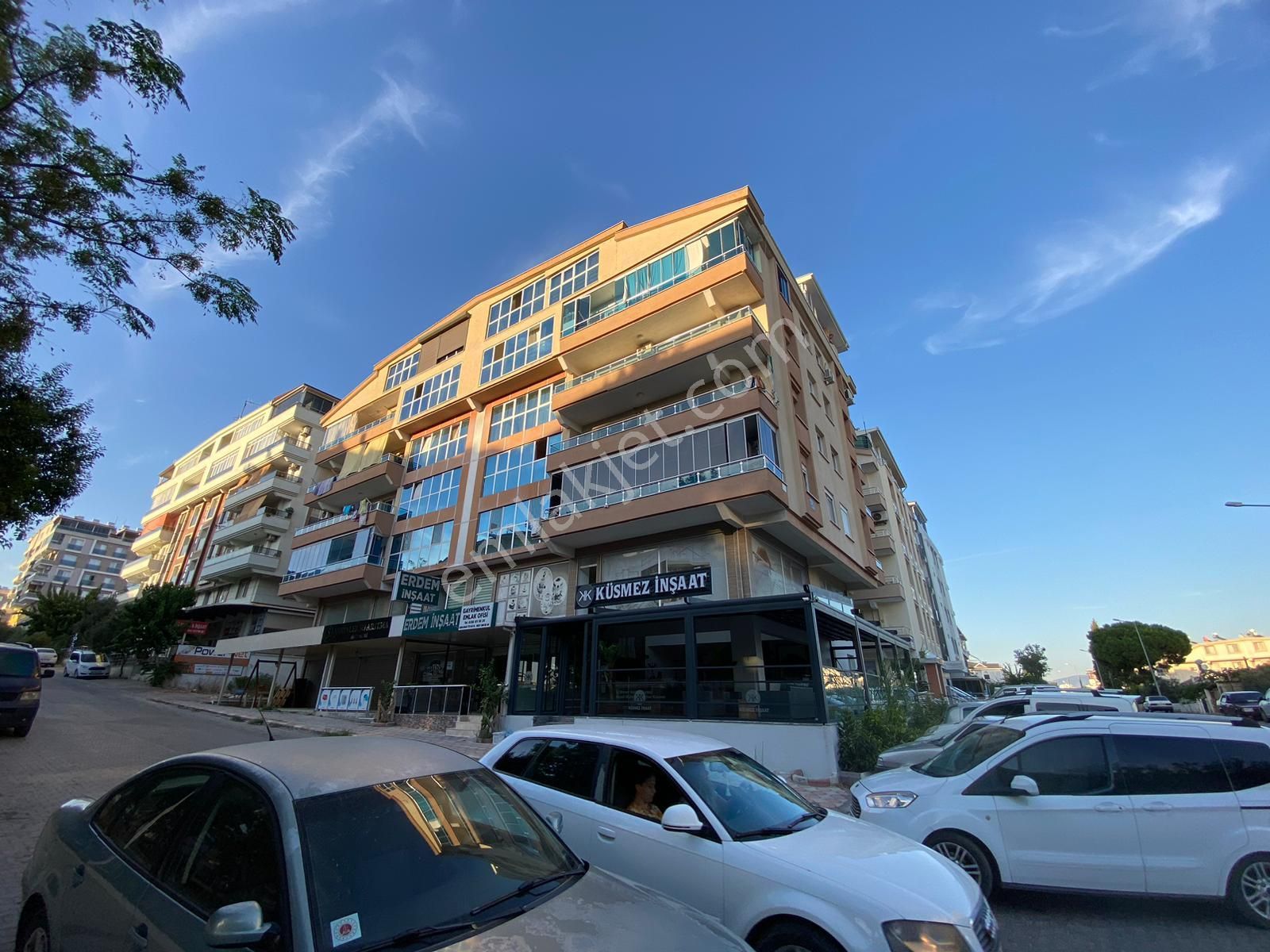 Didimde 3+1 Ayrı Mutfak Geniş Daire