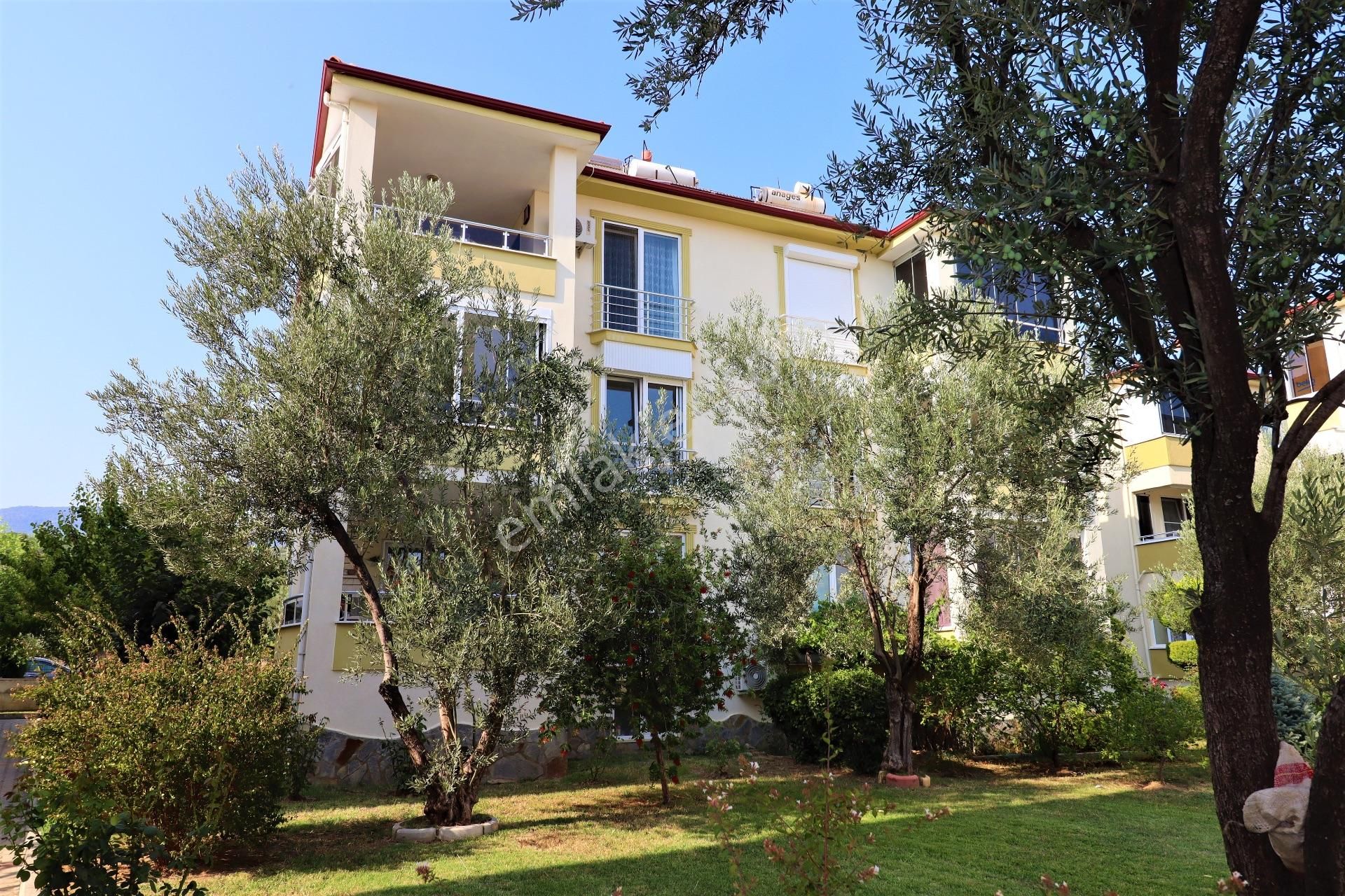 Mahmut İşler'den Denize 450 Metre Orta Kat Satılık 2+1 Daire