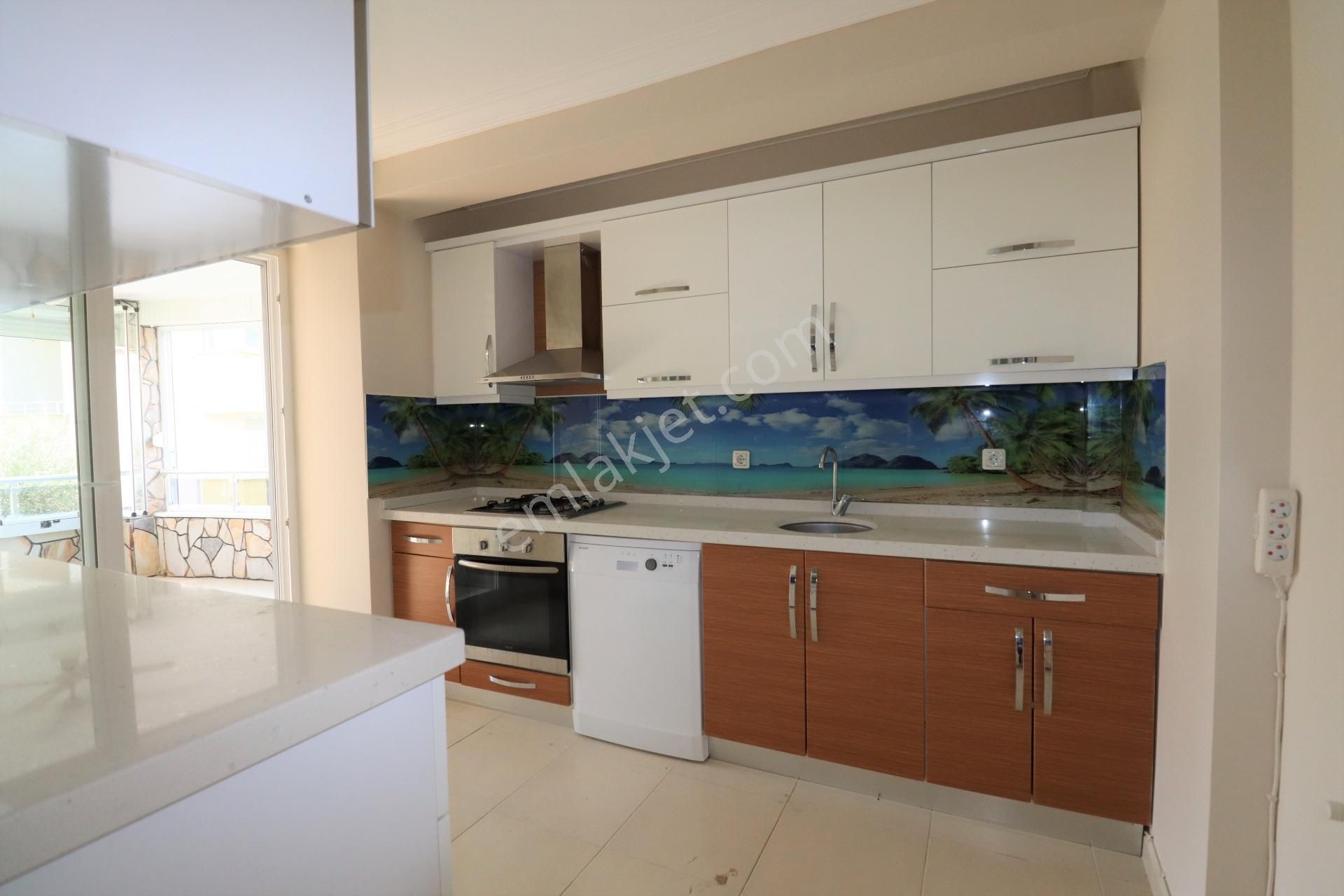 Mahmut İşler'den Denize 450 Metre Orta Kat Satılık 2+1 Daire - Görsel 8