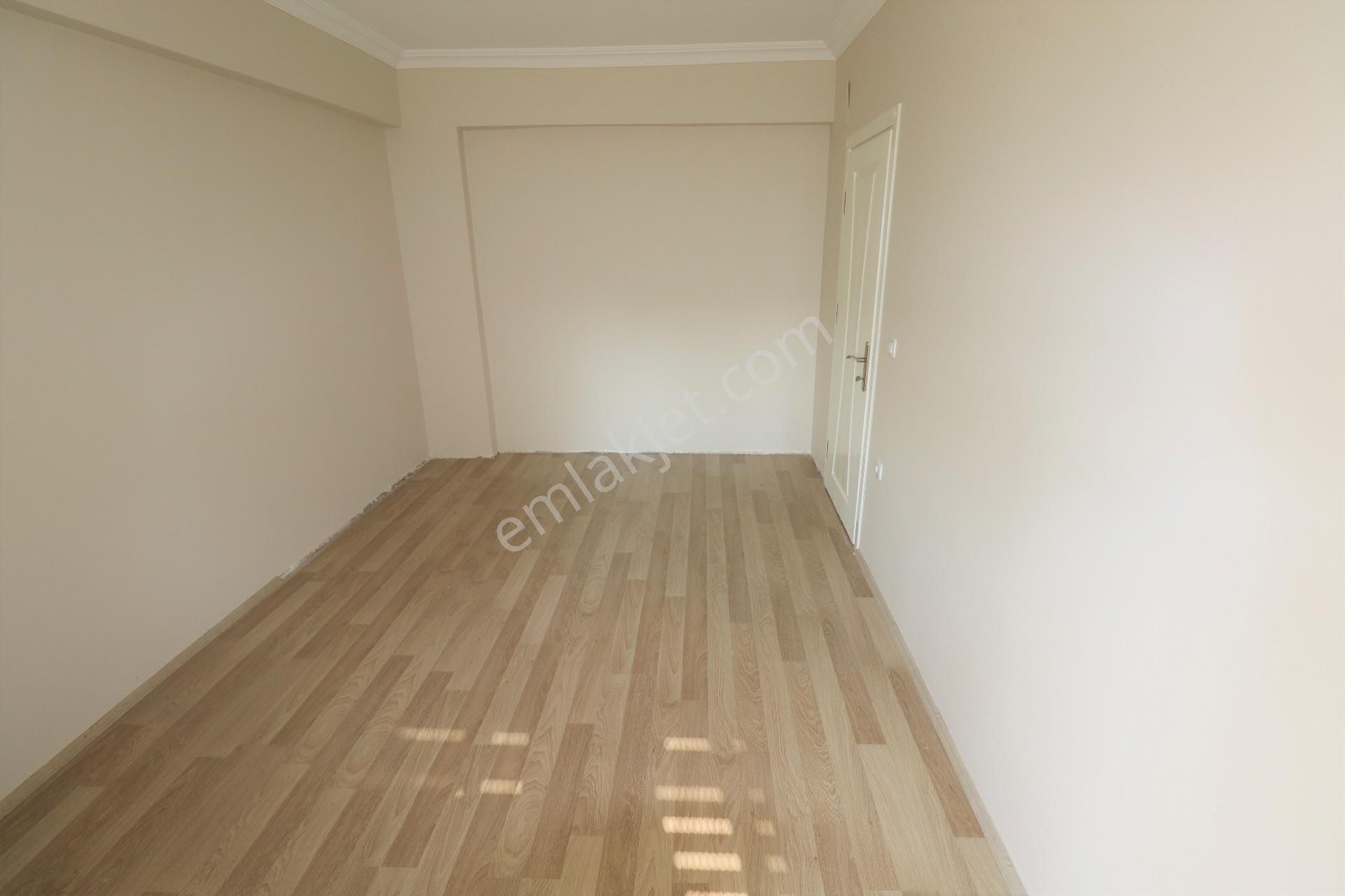 Mahmut İşler'den Denize 450 Metre Orta Kat Satılık 2+1 Daire - Görsel 25
