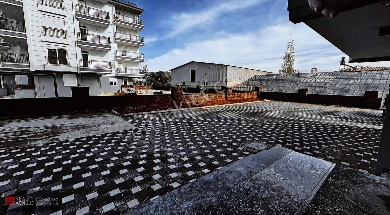 Varsak, Demirel Mah.2+1, Satılık Giriş Daire.