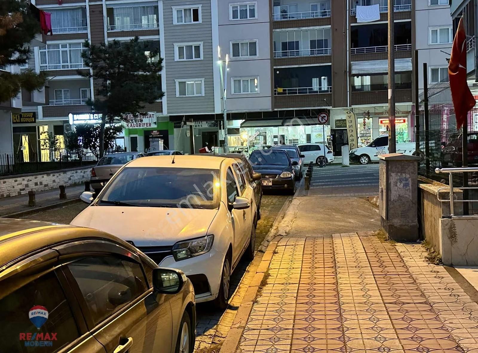 Lozanda Geniş Satılık Dükkan - Görsel 5
