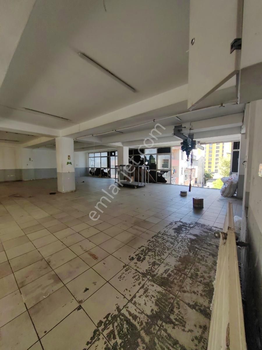 Bağcılar 15 Temmuz Da Kiralık 240 M2 Kullanışlı İşyeri Dükkan - Görsel 13