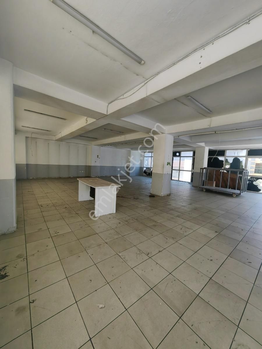 Bağcılar 15 Temmuz Da Kiralık 240 M2 Kullanışlı İşyeri Dükkan - Görsel 19