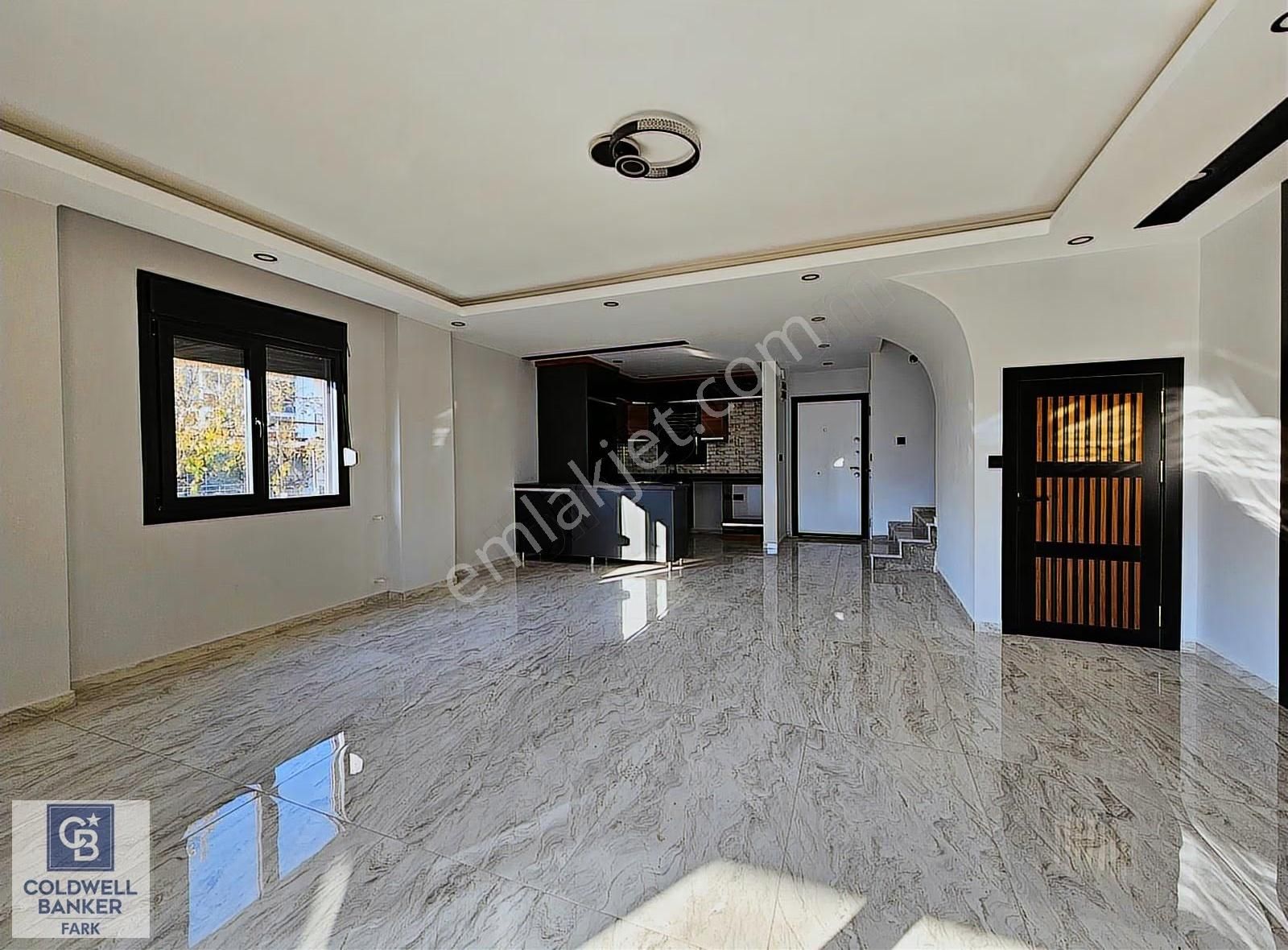 Ayvalık Altınova Mh. Denize Yürüme Mesafesinde Satılık 3+1 Villa - Görsel 4