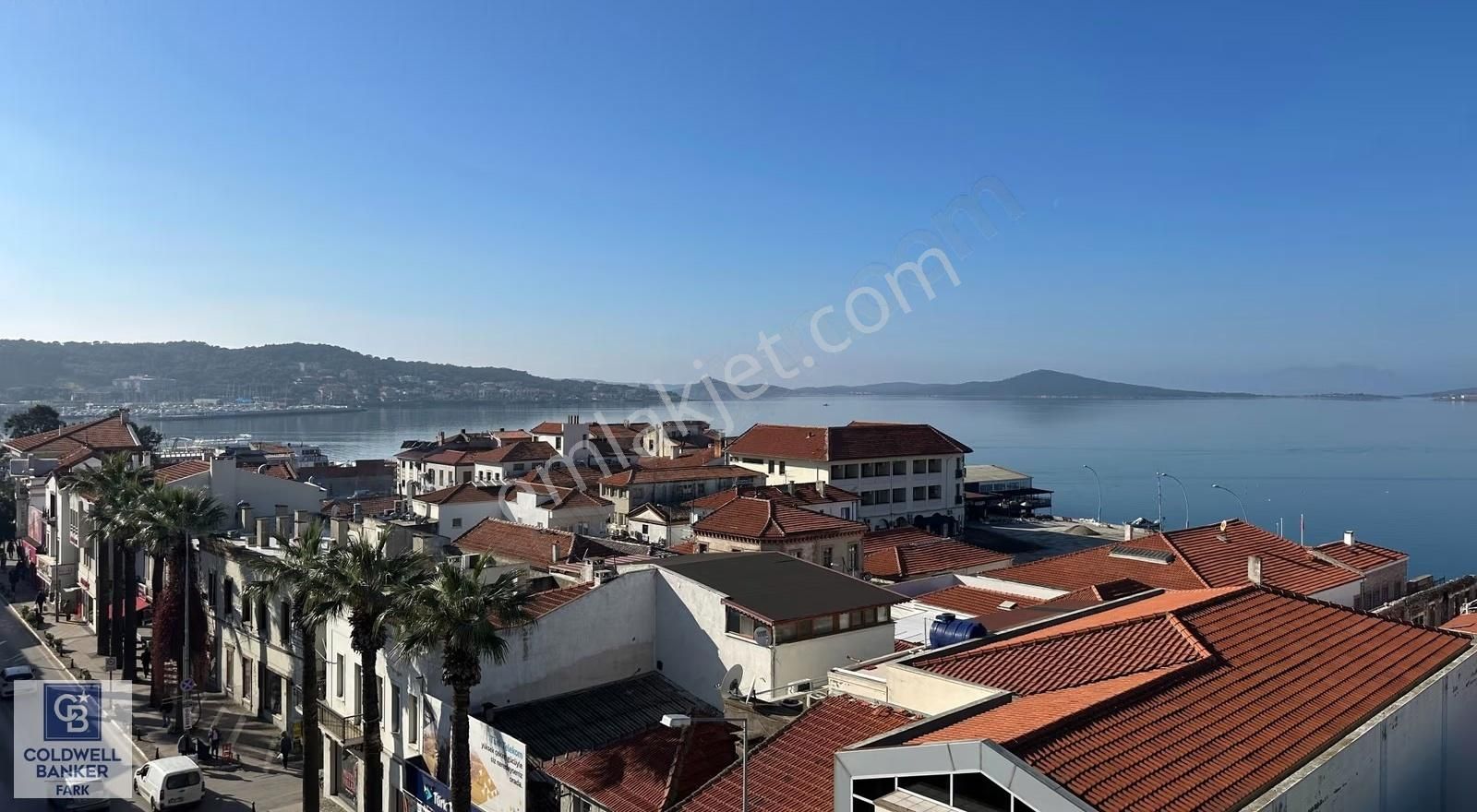 Ayvalık Merkezde 107m2 Deniz Manzaralı Masrafsız Daire