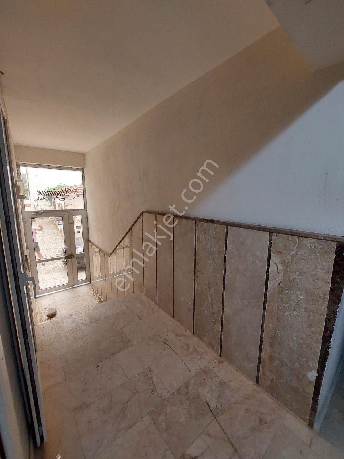 Nazillli Sümer Mahallesinde 1+1 Satılık - Görsel 16