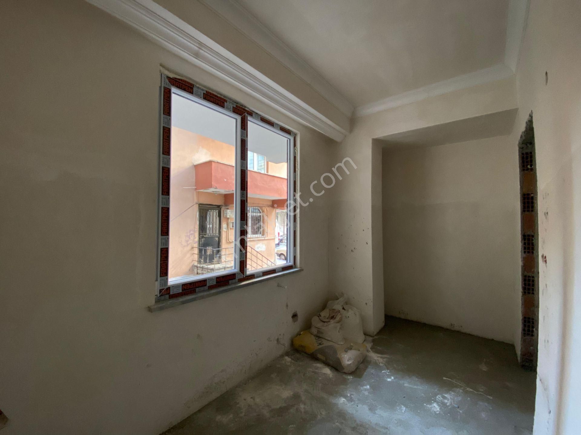 Goldhouse Dan Satılık Ahmet Yesevi Caddesin De Yüksek Giriş 2+1 Daire - Görsel 7