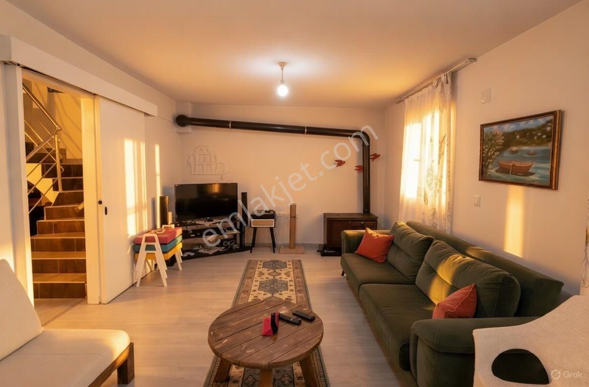 Denize 600 Metre , Geniş Bahçeli , Tam Müstakil Dubleks Villa - Görsel 6