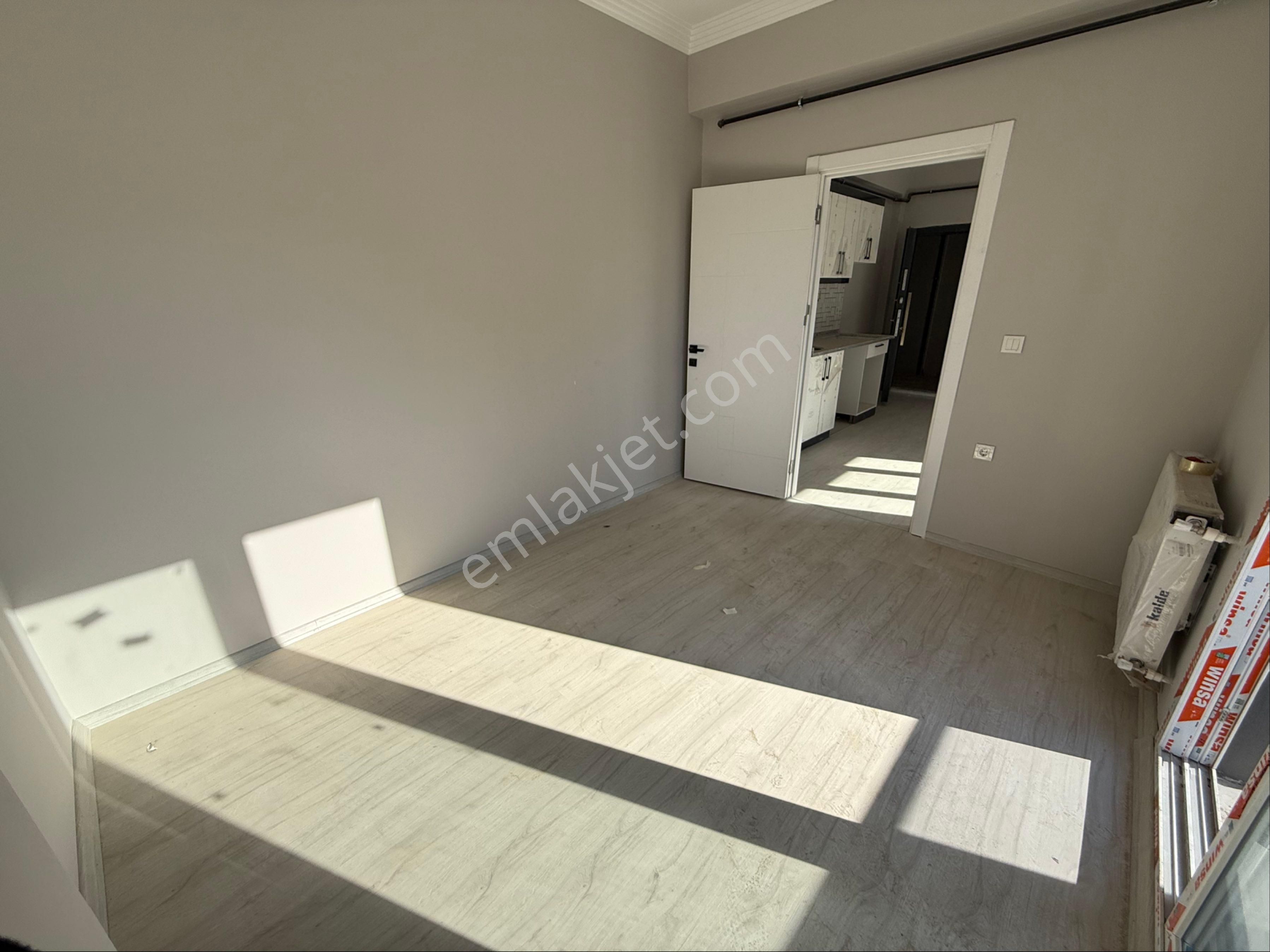 Seyrek Bakırçay Üniversitesine Çok Yakın Mesafede Satılık 1+1 Daire - Görsel 8