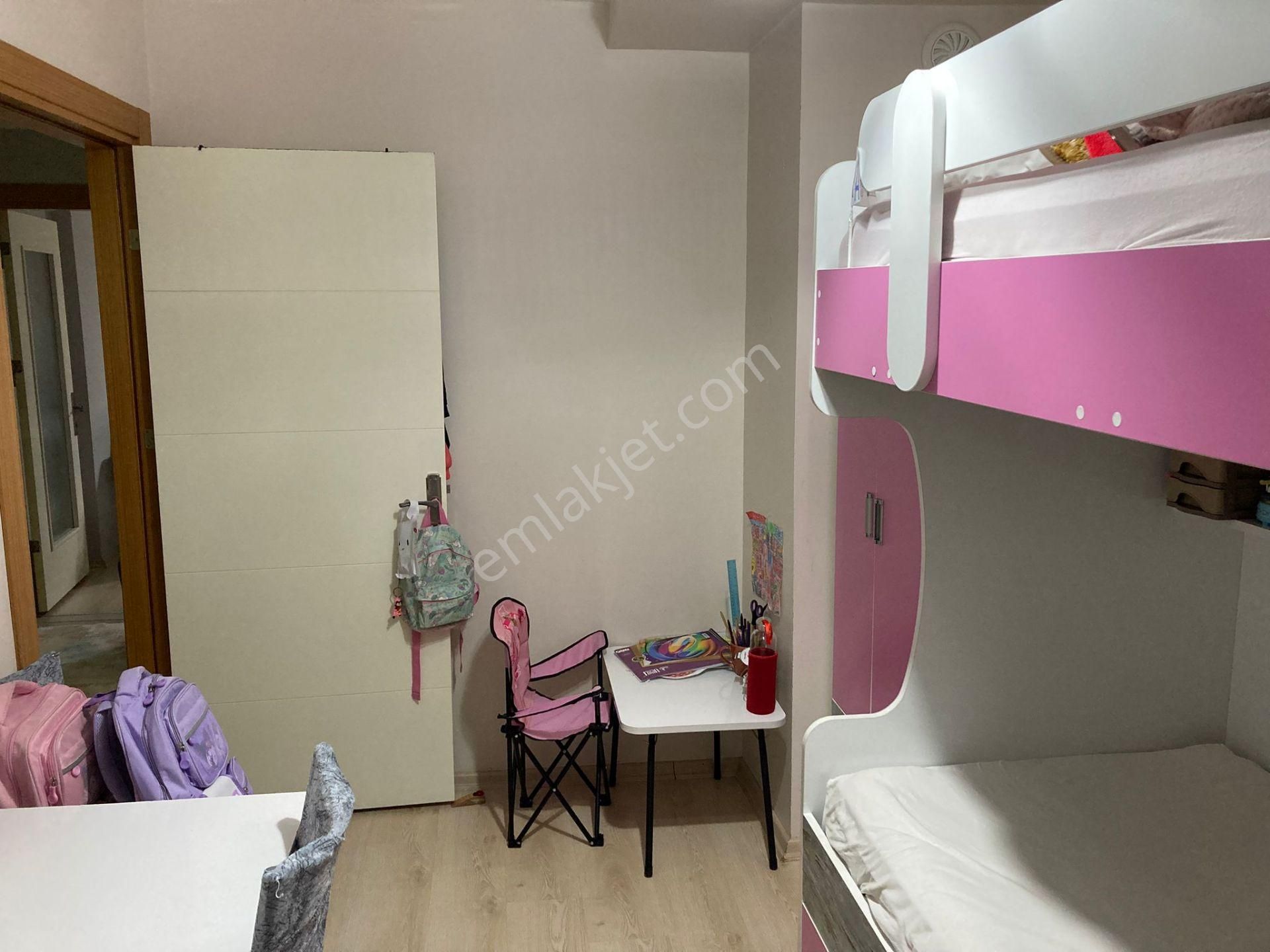 Avrupa Emlak Tan Esenler Fevzi Çakmak Mah 85 M² 2+1 Yüksek Giriş,5 Yıllık,iskanlı,arkadan Balkonlu - Görsel 7