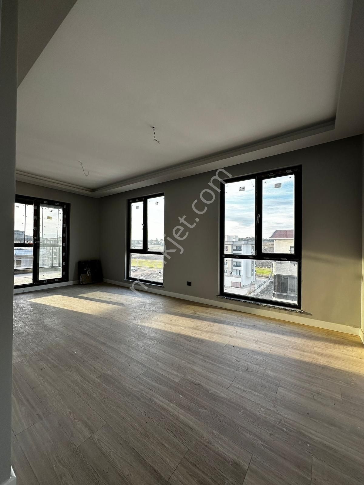 30 Ağustos Zafer Mahallesinde Satılık Dubleks 3+1 Daire - Görsel 14