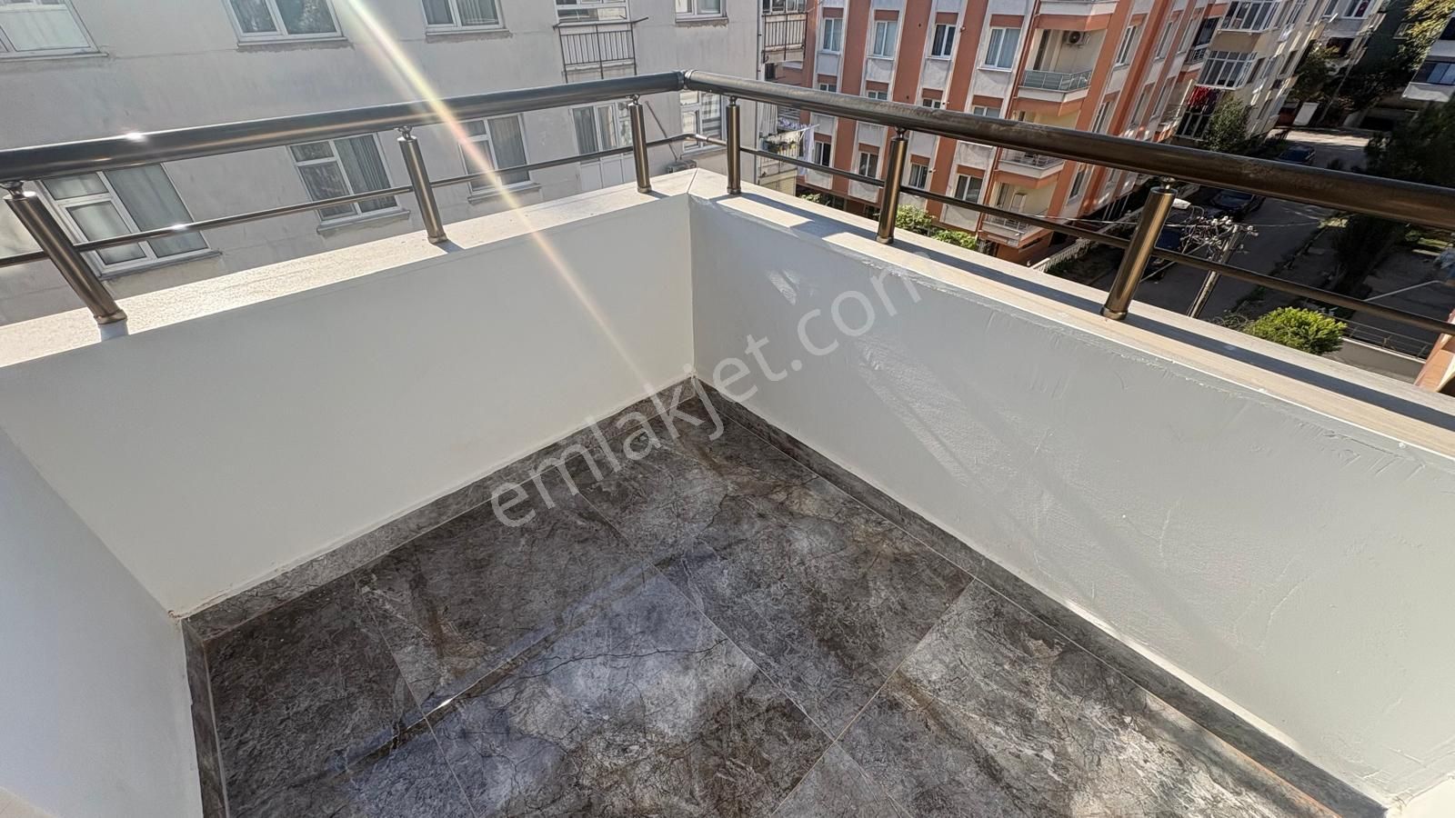 _ala_altıntepe Geniş Ultra Lüx Guney Cephe 3+1 3 Kat Daire - Görsel 4