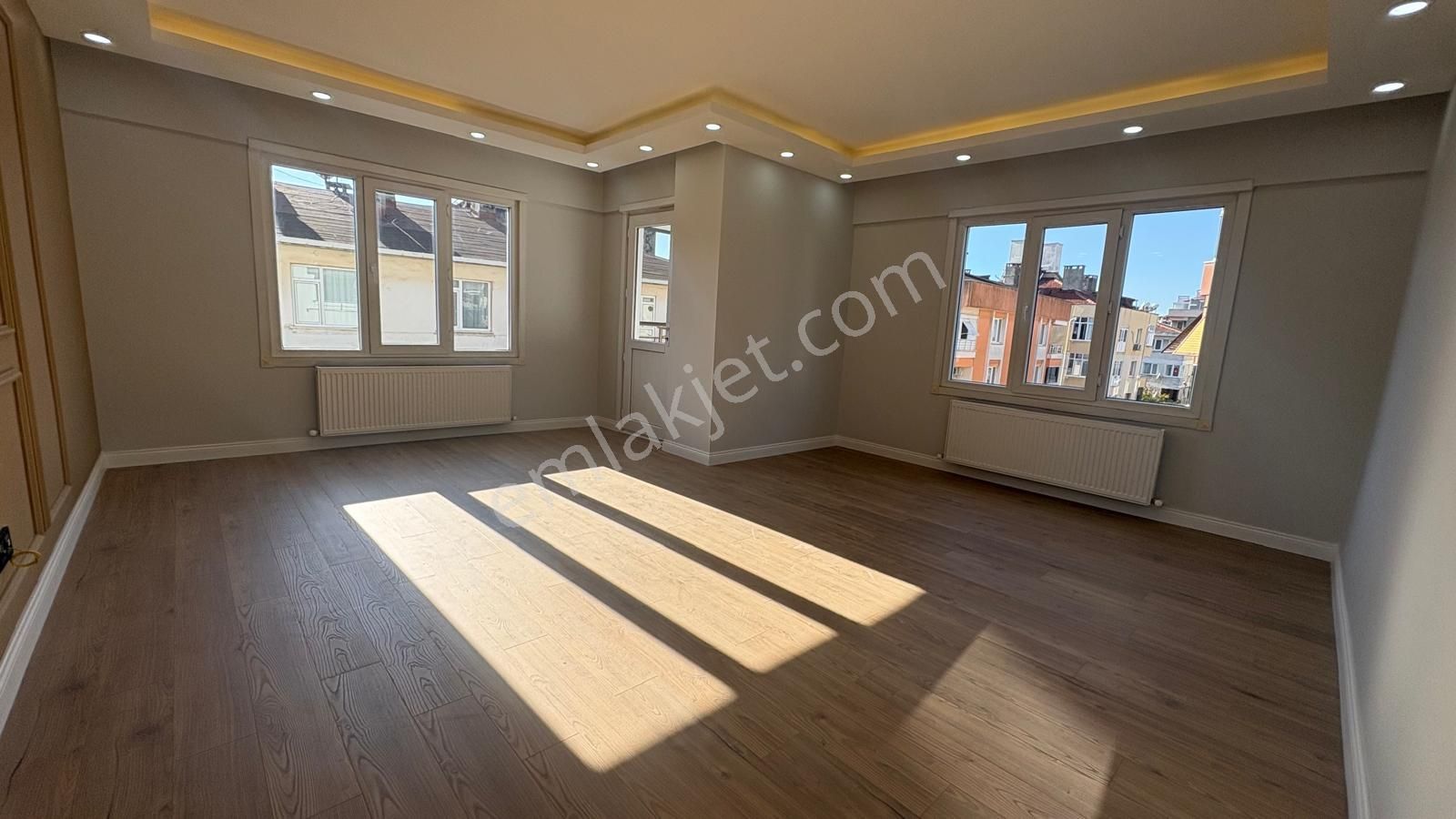 _ala_altıntepe Geniş Ultra Lüx Guney Cephe 3+1 3 Kat Daire