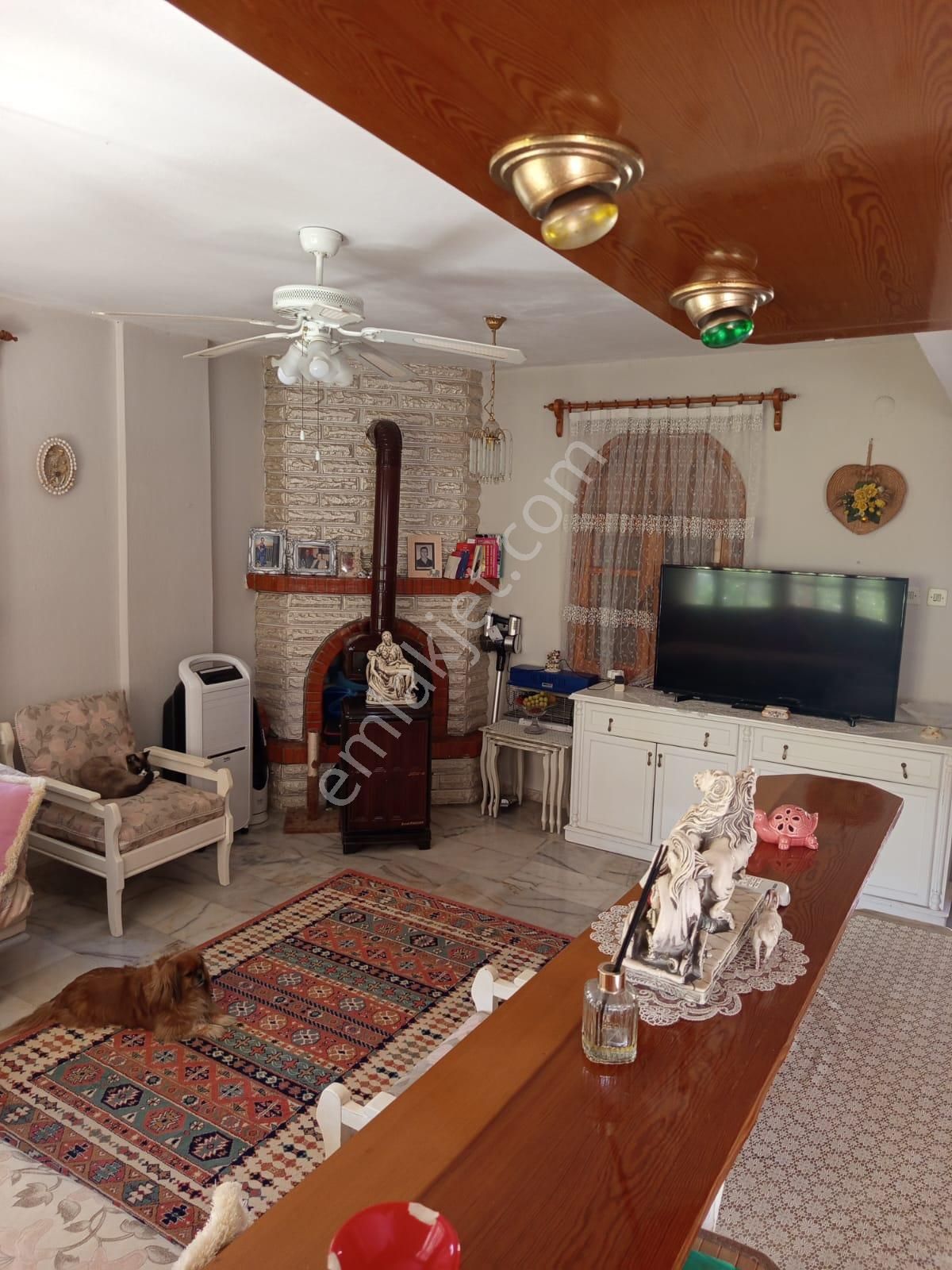 Doğanbey De Denize Sıfır Siteiçersinde Yüzme Havuzu Satılık 3+1 Villa - Görsel 15