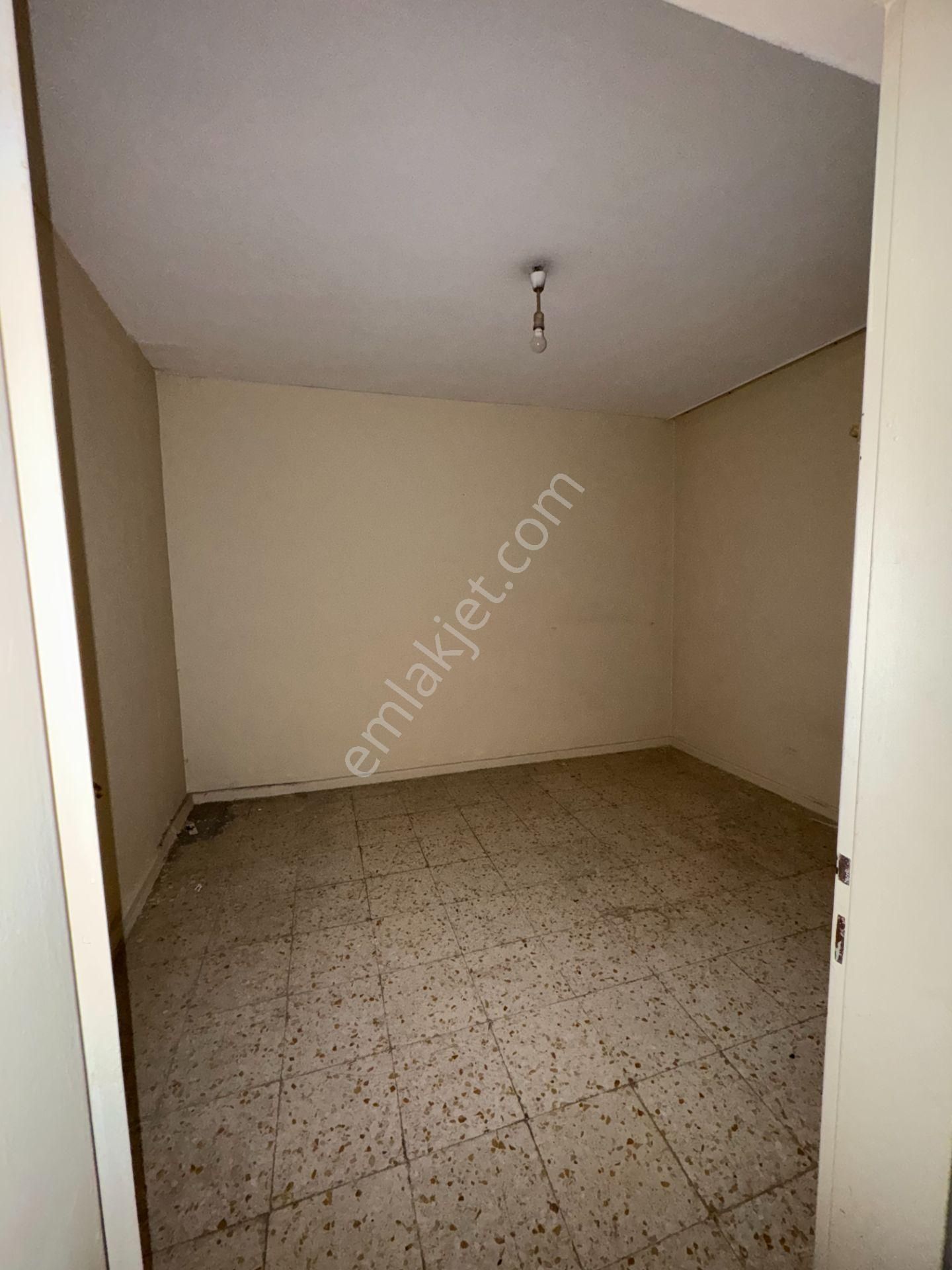 Yüreğir Başkent Hastanesi Civarı Kiralık 2+1 Daire - Görsel 3