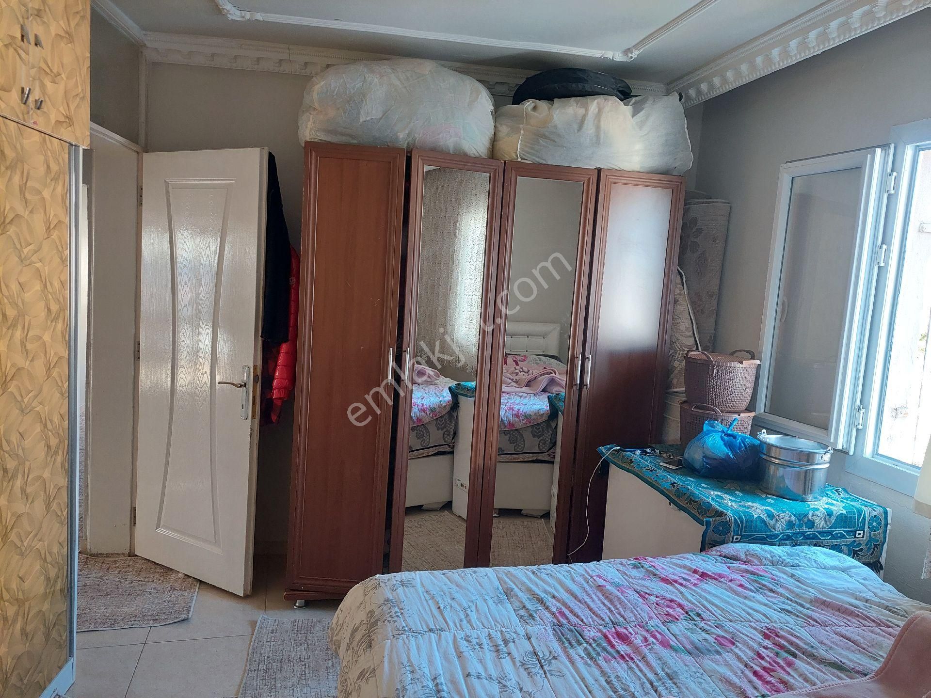 Acil Satılık 2 Katlı Müstakil Bahçeli Ev - Görsel 19