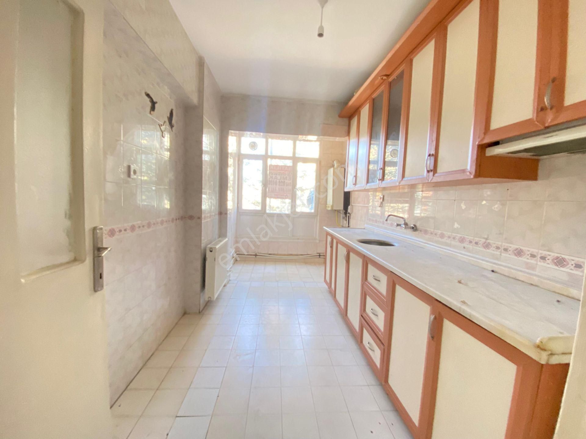 Gökçe Emlak'tan Pursaklar Fatih Mah 3+1 Güney Cephe Daire - Görsel 2