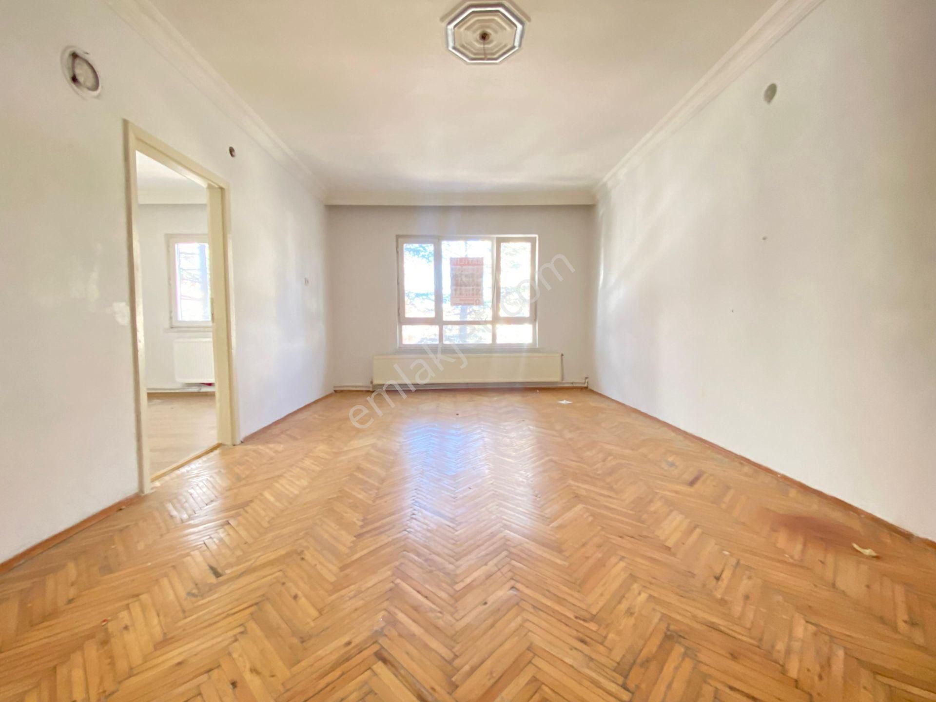 Gökçe Emlak'tan Pursaklar Fatih Mah 3+1 Güney Cephe Daire - Görsel 3