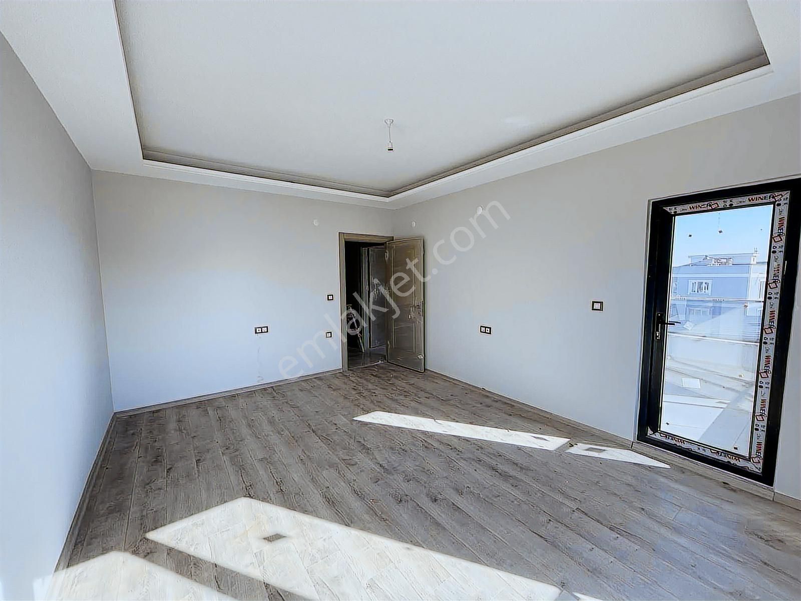 Yamaner'den Yolçatı'da Ayrı Mutfaklı Çift Cephe 2+1 Daire - Görsel 5