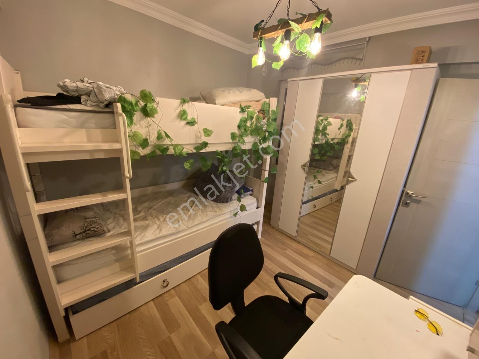 Acill Konak Yenidoğan Mah.de Kemer İzban Yanı 2+1 100m2 Arakat Full Tadilatlı Satılık Daire - Görsel 14