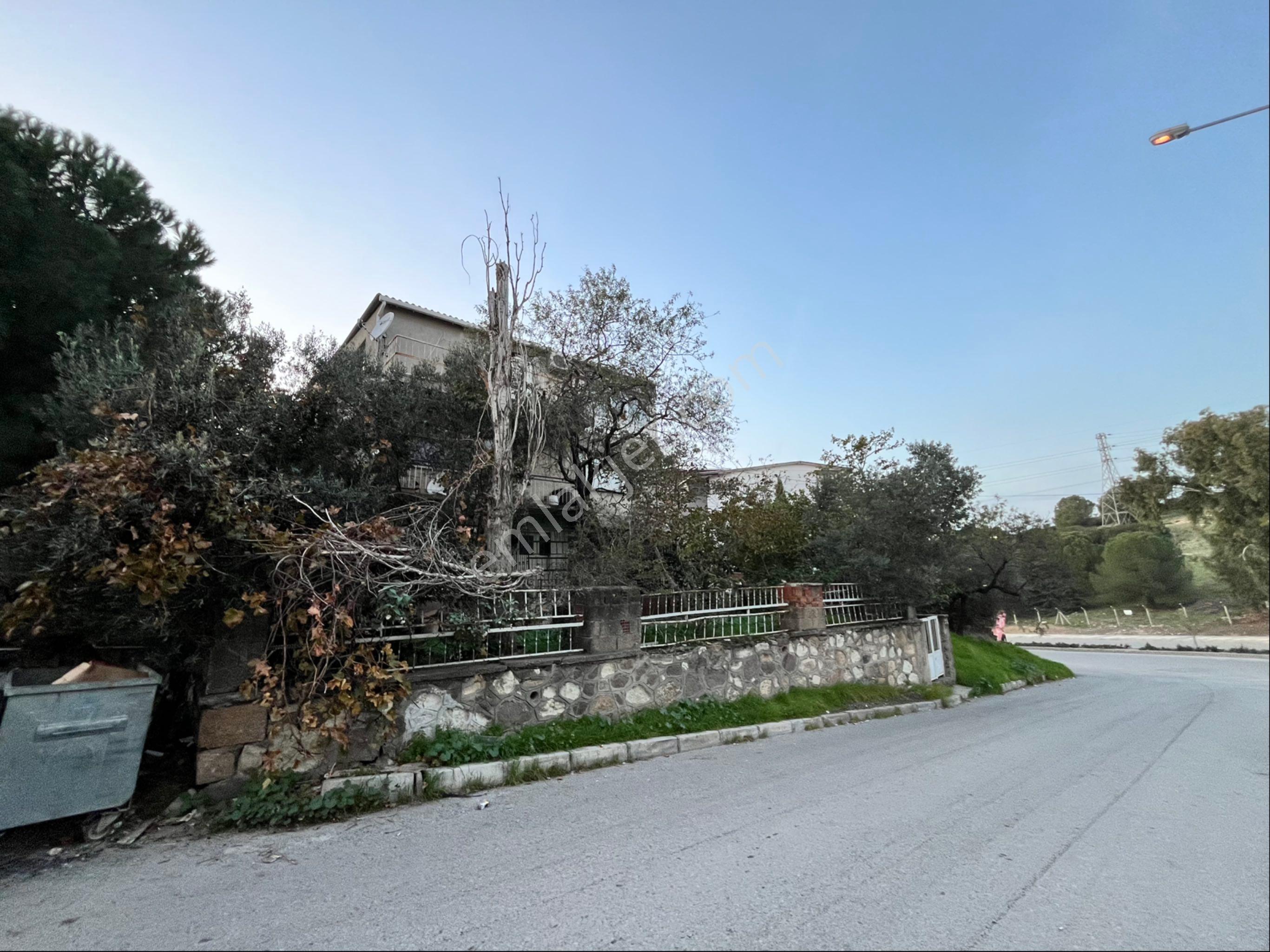 Aliağa Yeni Adliye Yakını Kentsel Dönüşüme Uygun Satılık Komple Bina - Görsel 2