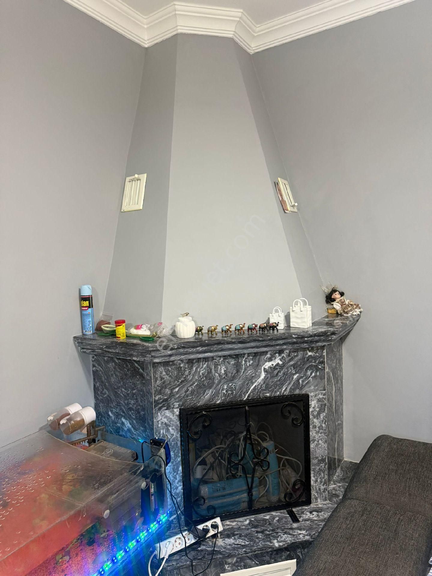 Denize Yakın 3+1 Doğal Gazlı Bakımlı Villa - Görsel 20