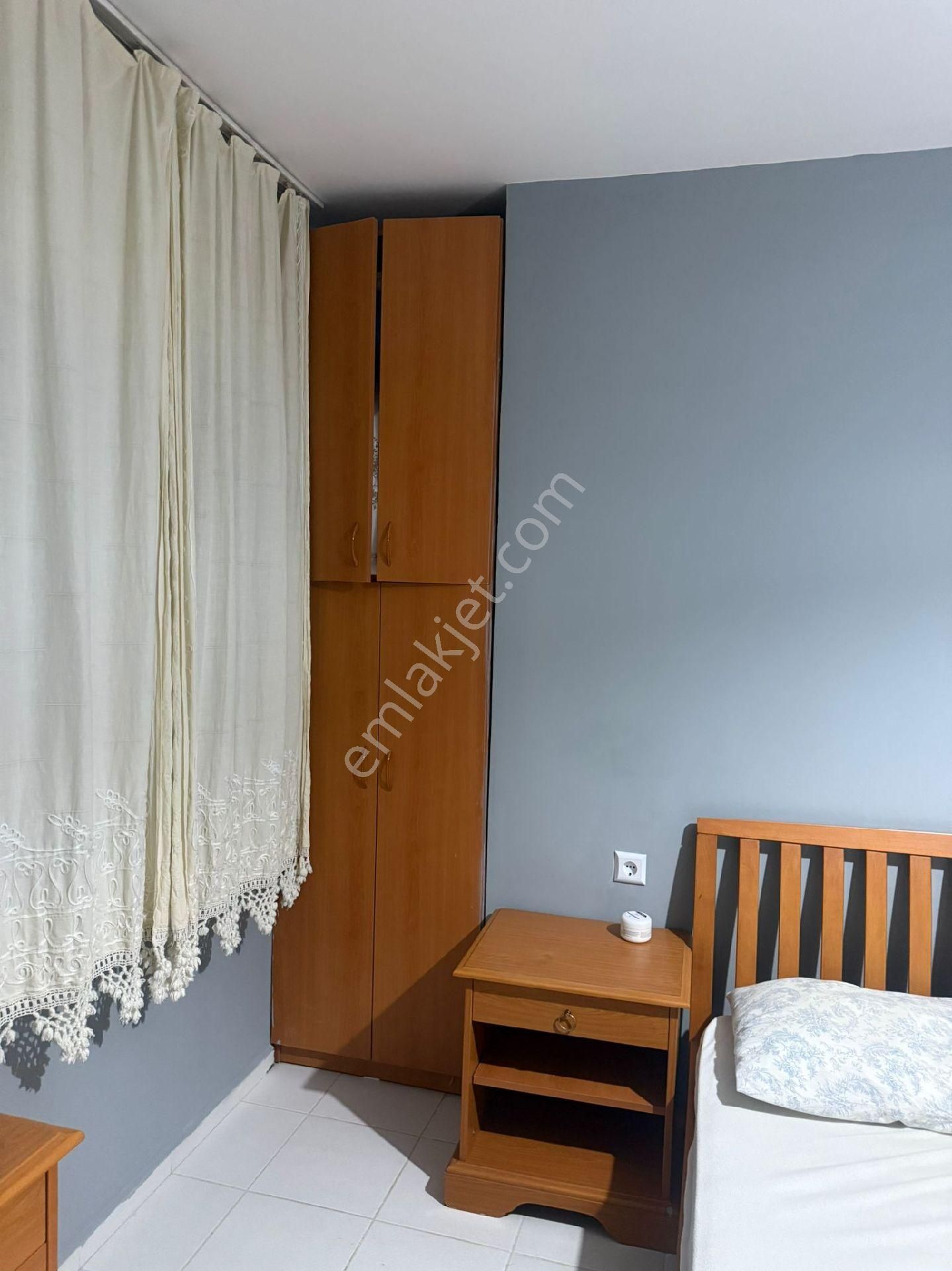 Denize Yakın 3+1 Doğal Gazlı Bakımlı Villa - Görsel 9