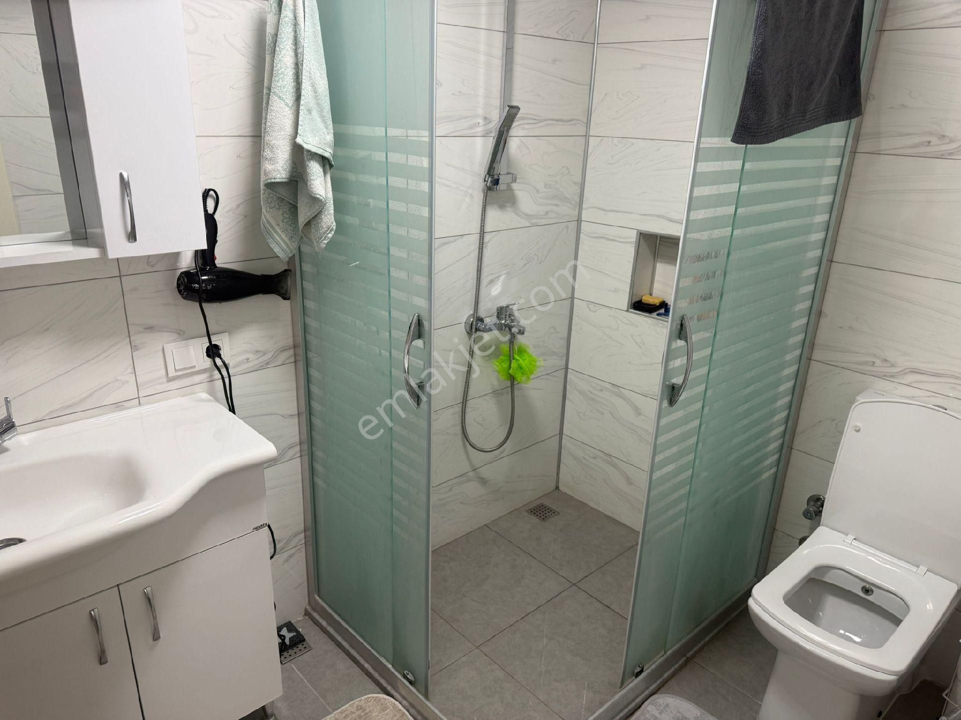 Denize Yakın 3+1 Doğal Gazlı Bakımlı Villa - Görsel 23