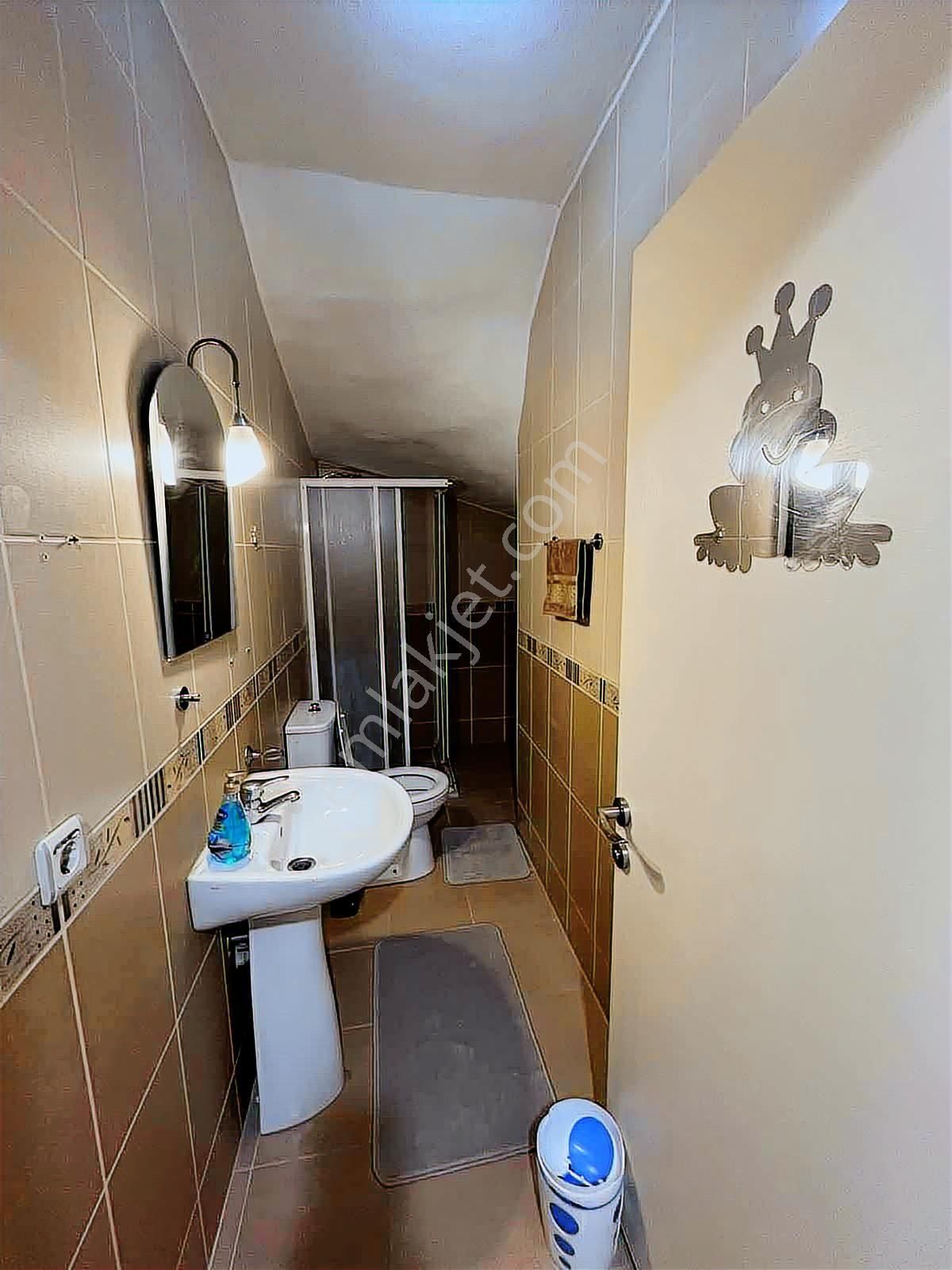 Fethiye Yeni Mahallede 4+1 Eşyalı Teraslı Kiralık Daire - Görsel 2