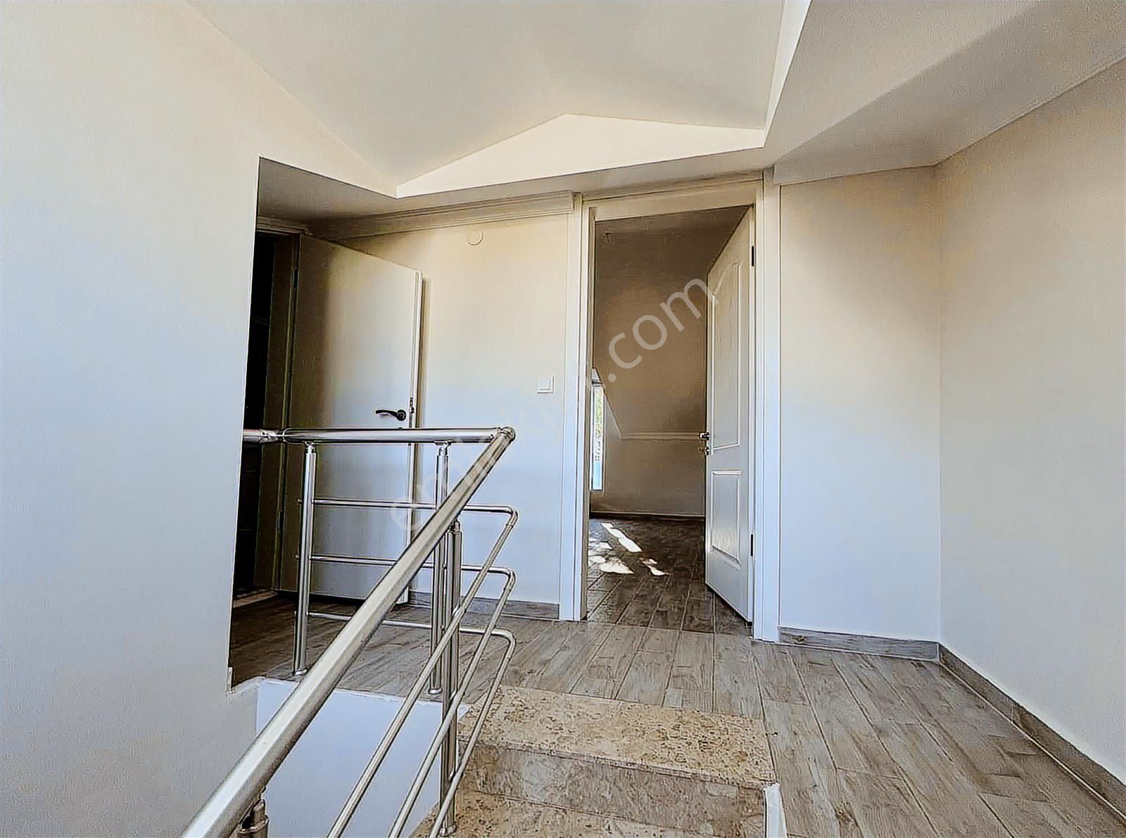 Fethiye Foça Mahallesinde Çatı Dubleks 2+1 Kiralık Daire - Görsel 5