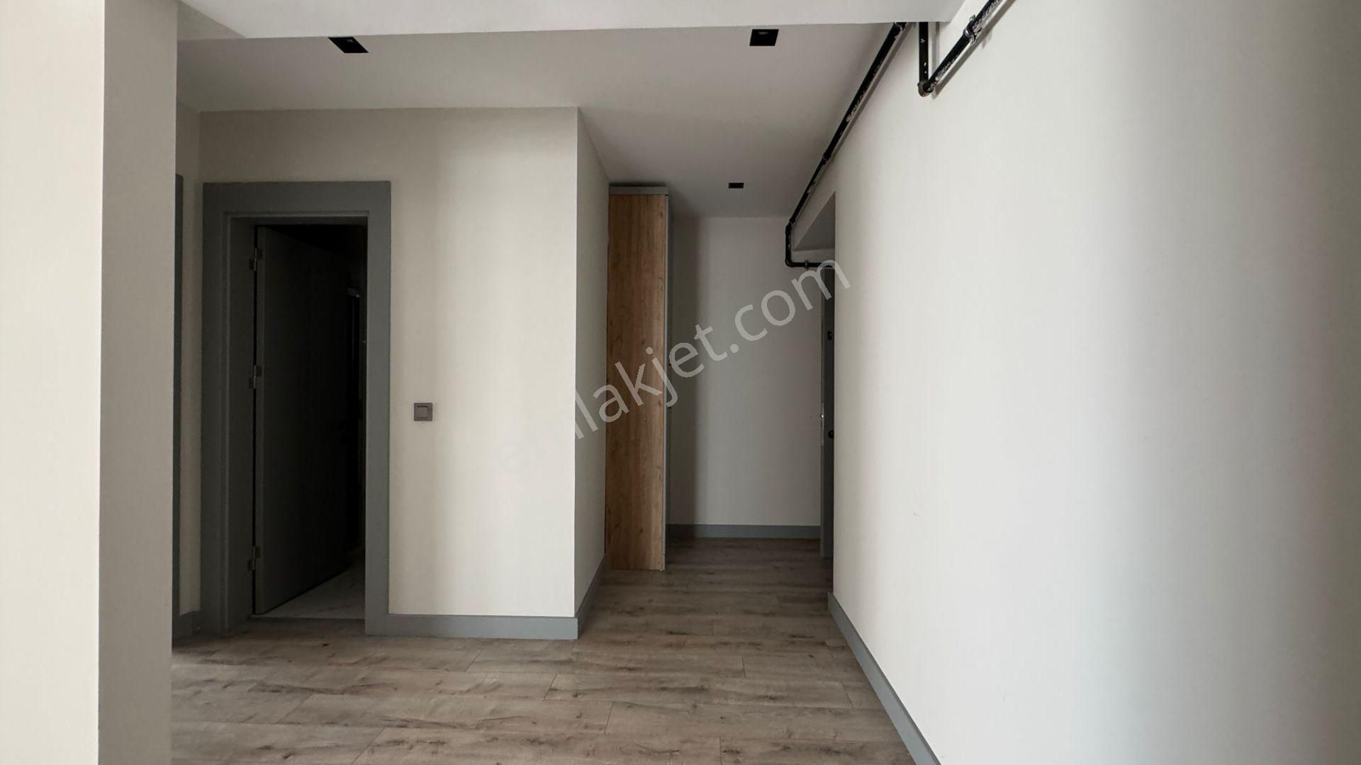 Skala Hasanağa Projesinde Full Eşyalı 2+1 Sosyal Donatılı Satılık - Görsel 19