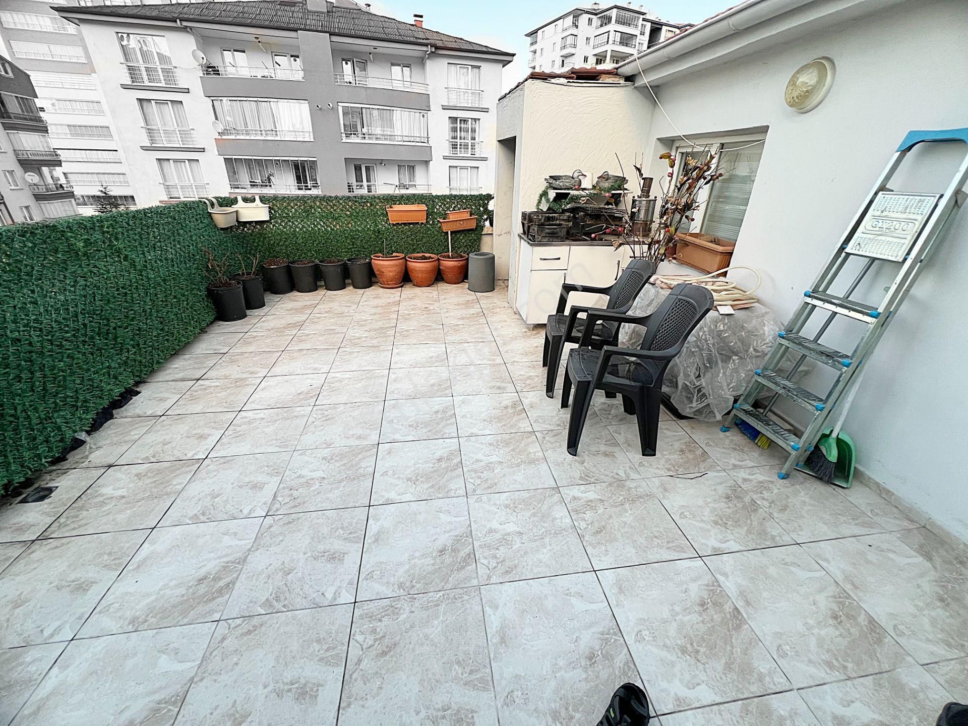 Kaletepe Mah. Ünsal Cadde Üzeri Çift Giriş Masrafsız 5+1 Dubleks - Görsel 28