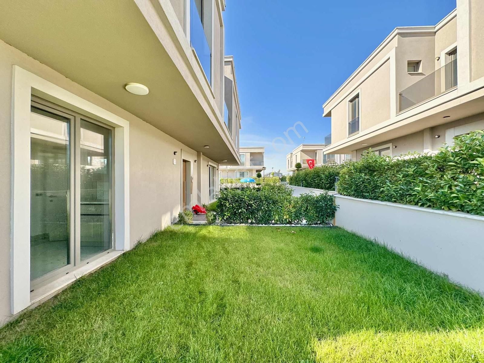 [kassel Yapı] Kapalı Otoparklı - Yetişkin & Çocuk Havuzlu Villa - Görsel 19